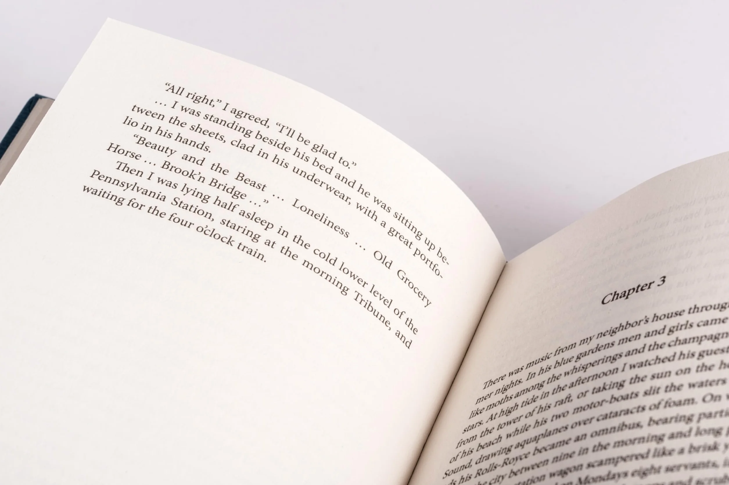 Fitzgerald - The Great Gatsby. English Edition.: A special edition hardcover embossed with silver foil: 1