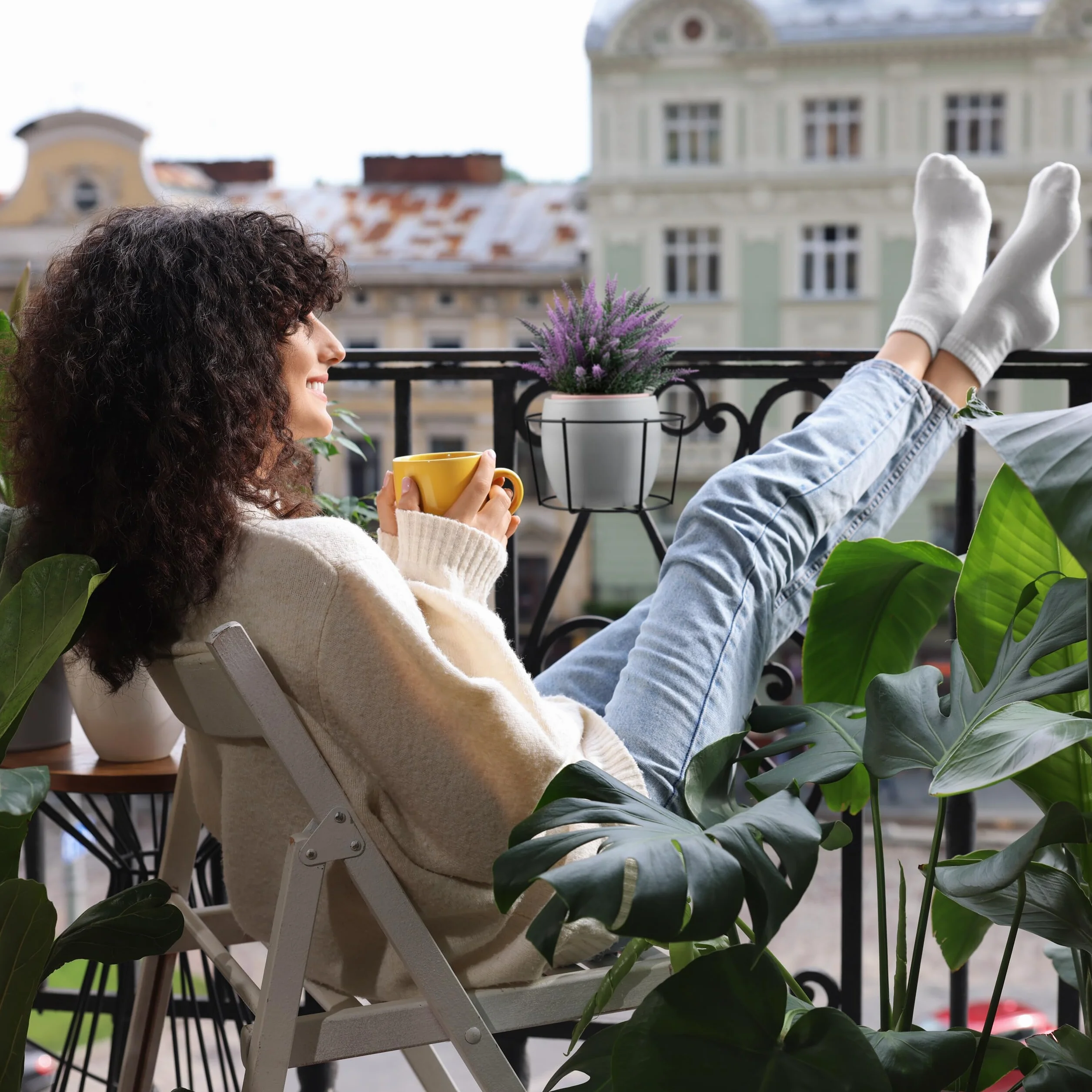Relaxdays Stojak na kwiaty balkonowy zestaw 4 szt. Wiszący stojak na balustrady, wiszący stojak na kwiaty, oszczędzający miejsce, czarny