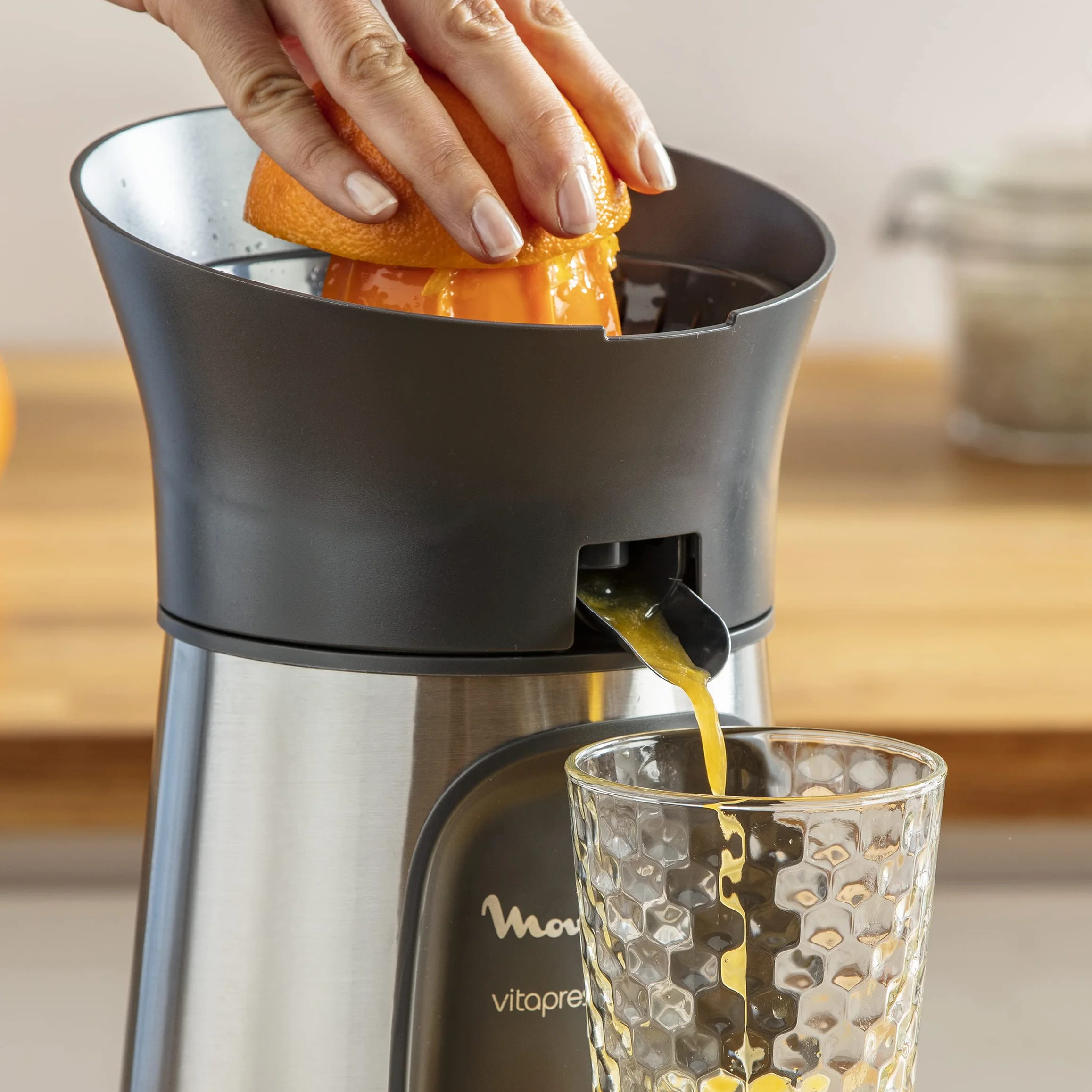 Moulinex Vitapress Direct Serve 3 Wyciskarka do Cytrusów, Czarny/Srebrny, 0.6 L