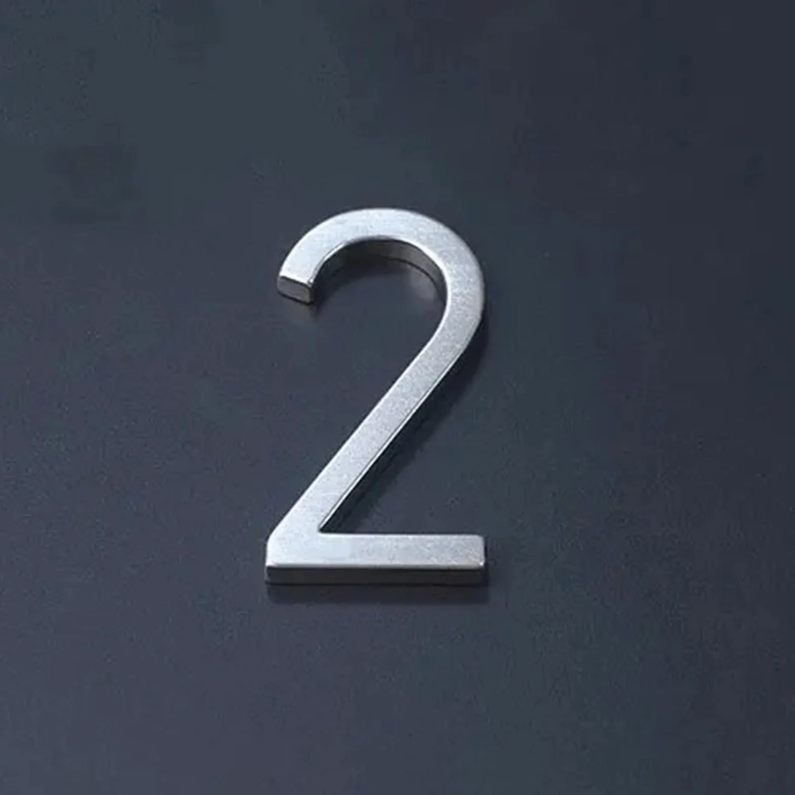 Samoprzylepne naklejki z numerami domu 2/2,36/2,76 cala, nowoczesny metalowy numer drzwi ze stali nierdzewnej, srebrny, do skrzynki pocztowej, tablica adresowa, ogrodu, kawiarni, biura(2,2.76In)