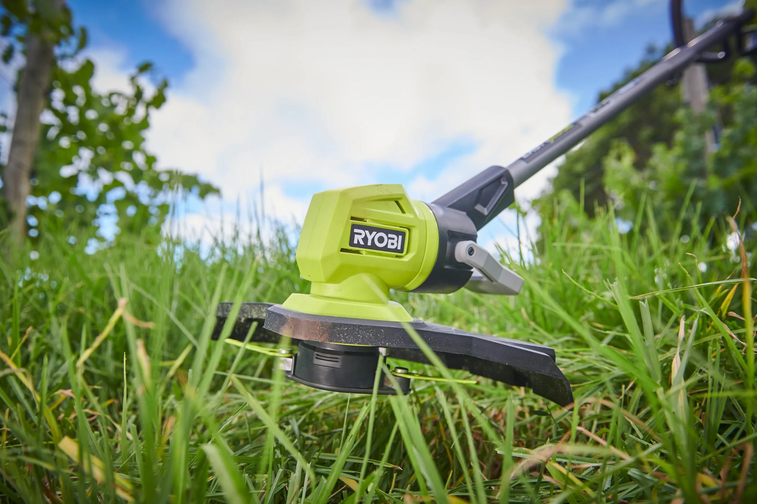 RYOBI - 15 m skręconego drutu Ø 1,6 mm - Uniwersalny dla wszystkich marek - idealny do cięć krawędziowych RYOBI - RAC175