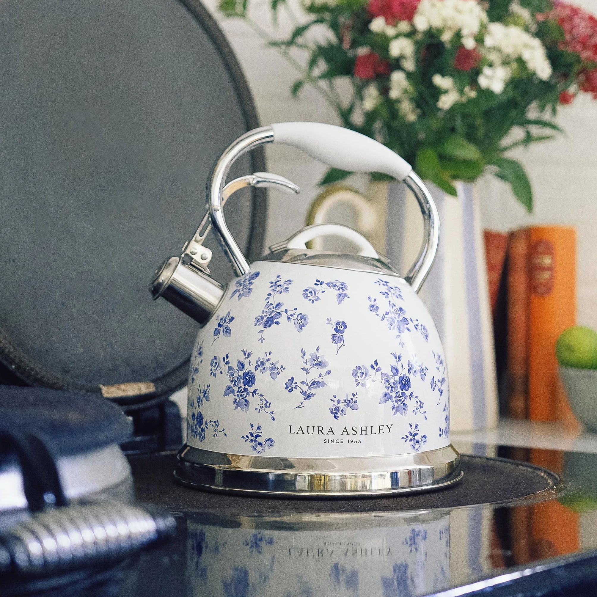 Laura Ashley China Rose Czajnik Indukcyjny 2,5 L Gwizdający Szybko Gotujący na Kuchenkę Gazową