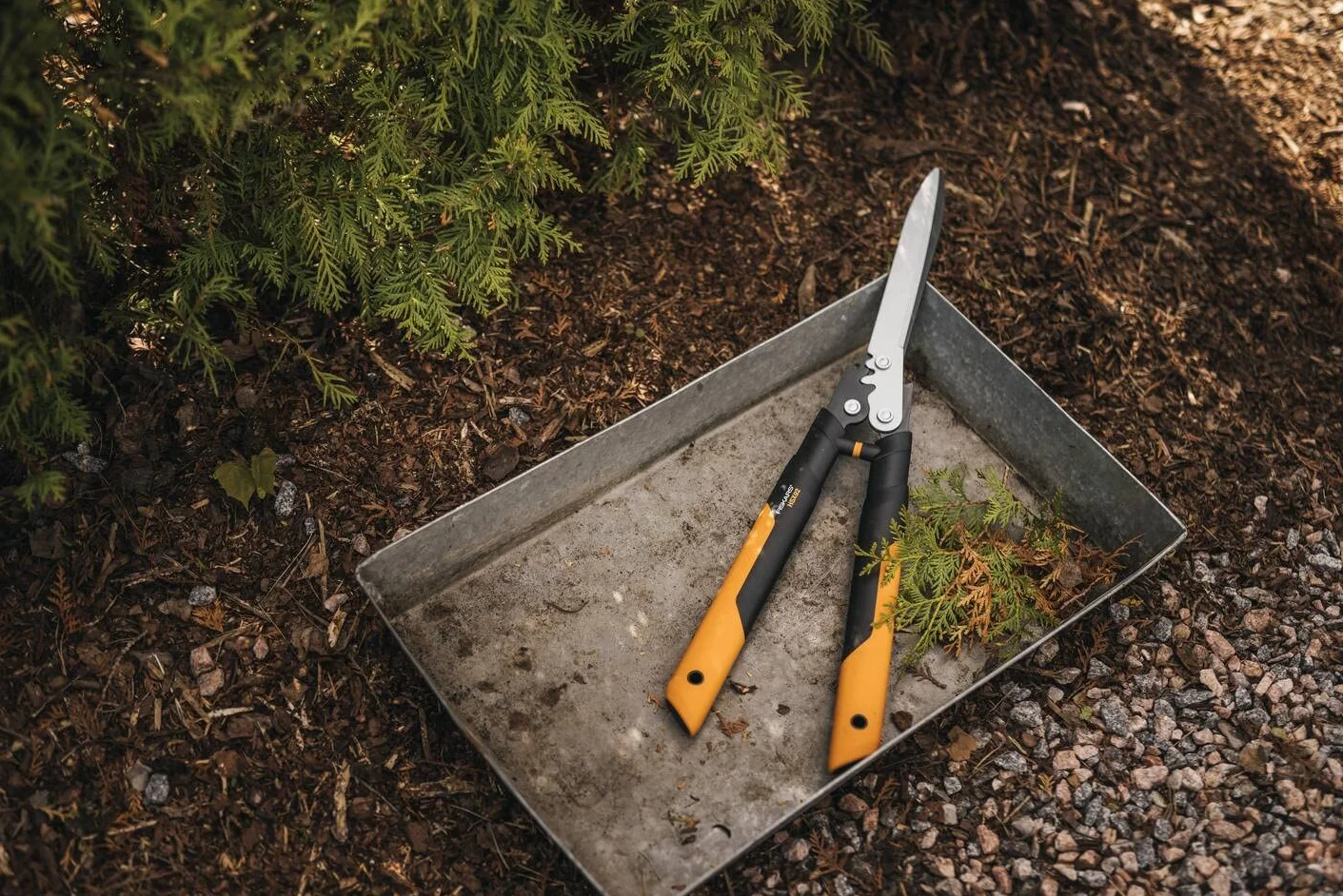 Fiskars Powergear Nożyce do Żywopłotu, Wielokolorowy, 63 x 16,5 x 2,5 cm