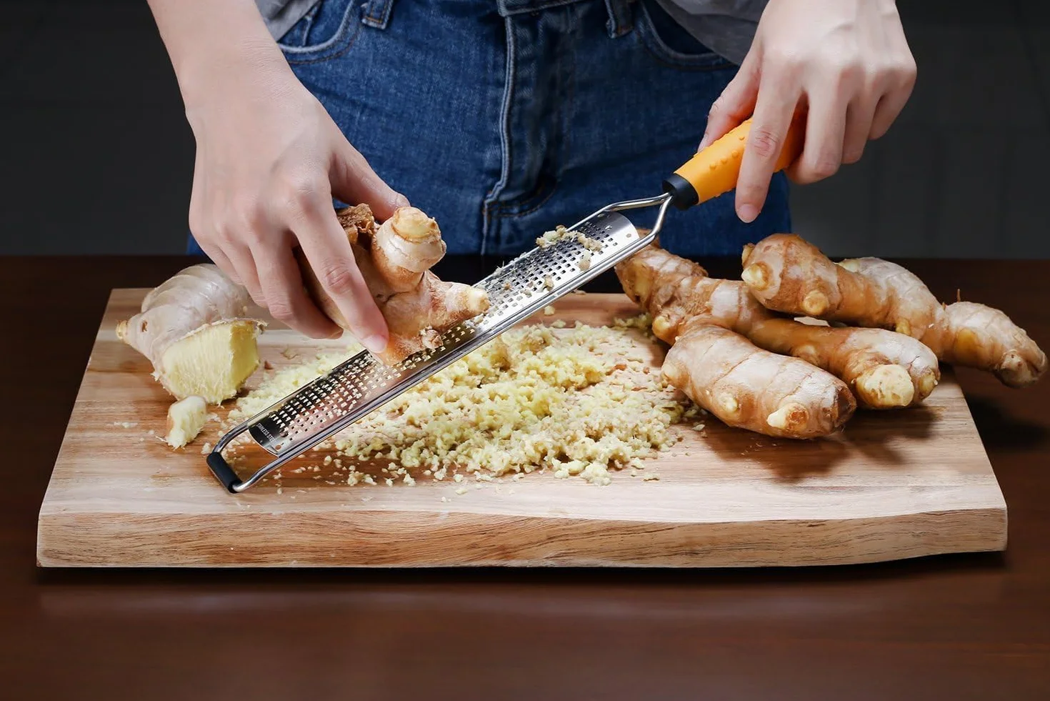 Deiss PRO Citrus Zester Tarka do sera ze stali nierdzewnej, przystosowana do mycia w zmywarce (Pomarańczowy)