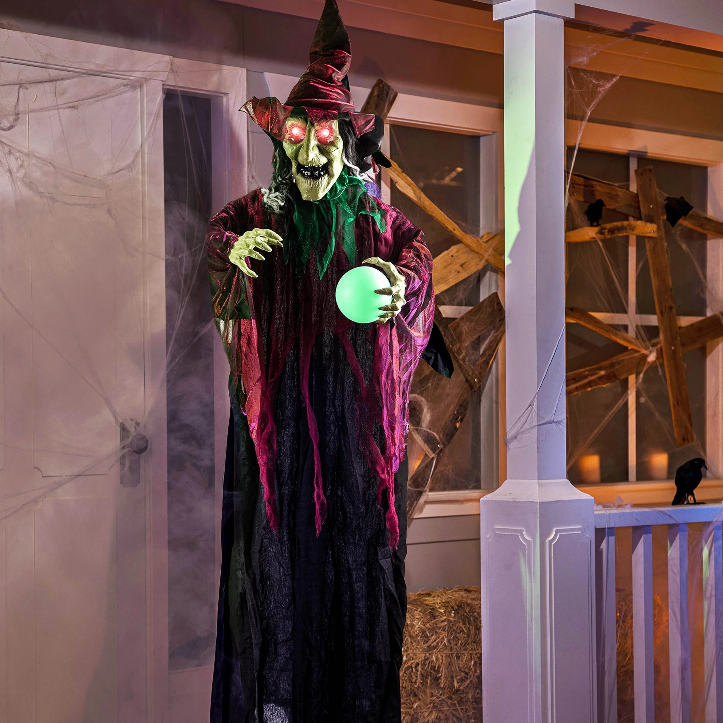 JOYIN Wisząca Dekoracja Czarownicy na Halloween - Animowana Przerażająca Czarownica z Oczami LED i Dźwiękiem, Dekoracja na Zewnątrz, Trawnik, Podwórko, Patio