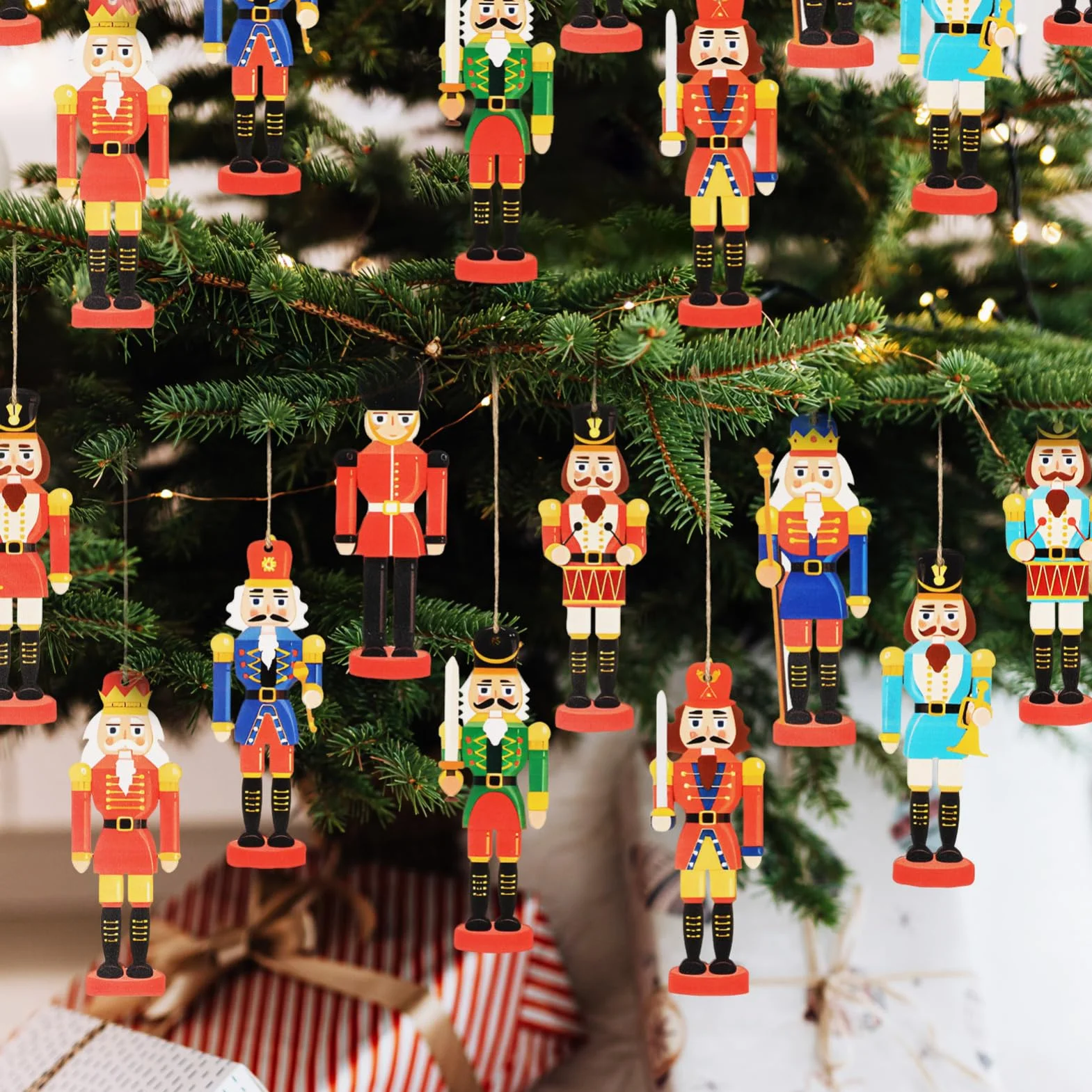 36kawałki Sztuk Figurki Huśtawki Do Choinki Nutcracker Drewniane Dekoracje Świąteczne Ornaments Boże Narodzenie Wyjątkowy Do Uświetnienia Świątecznej Atmosfery