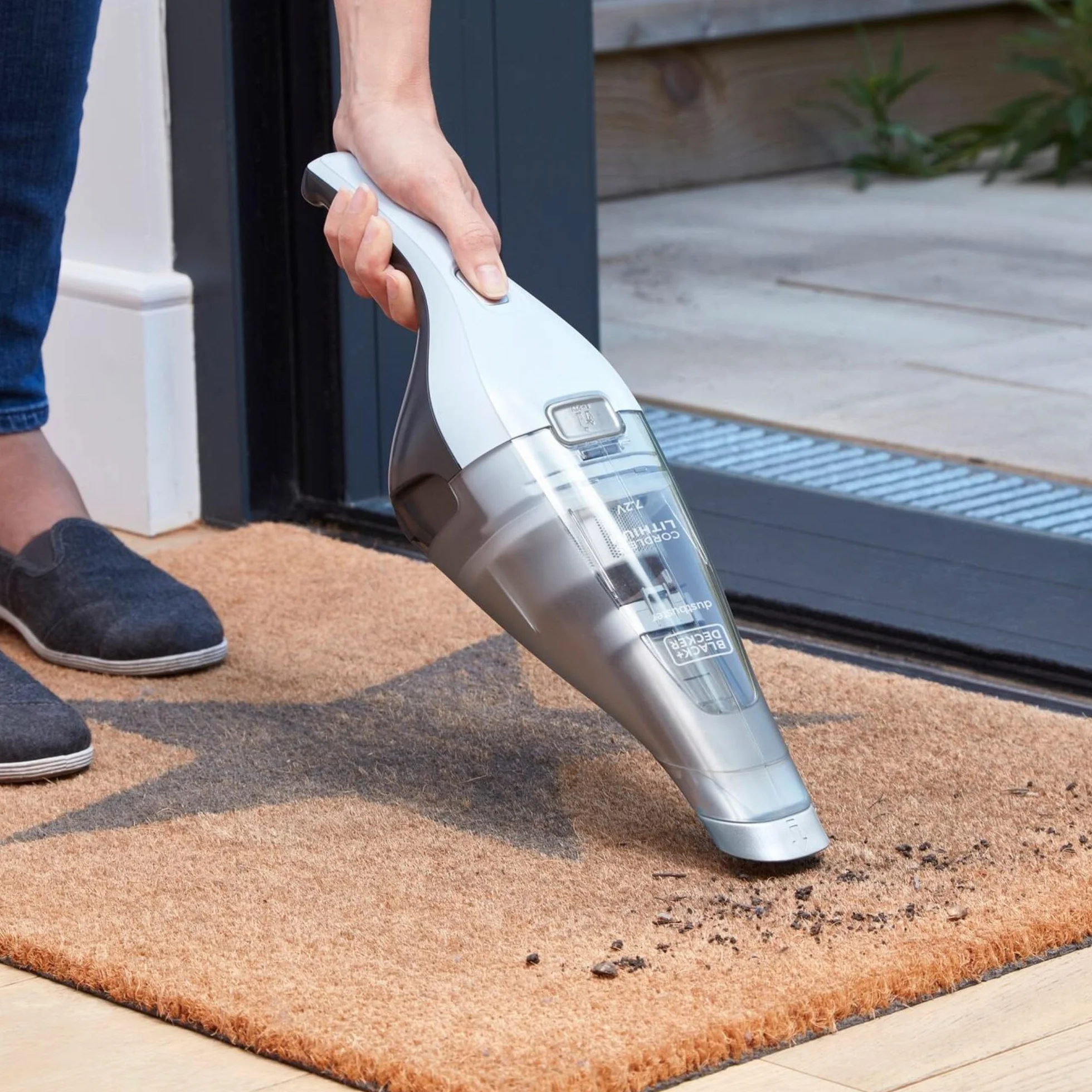 BLACK & DECKER Mostek rowerowy aspirador de mano 3,6V 1,5Ah Litio