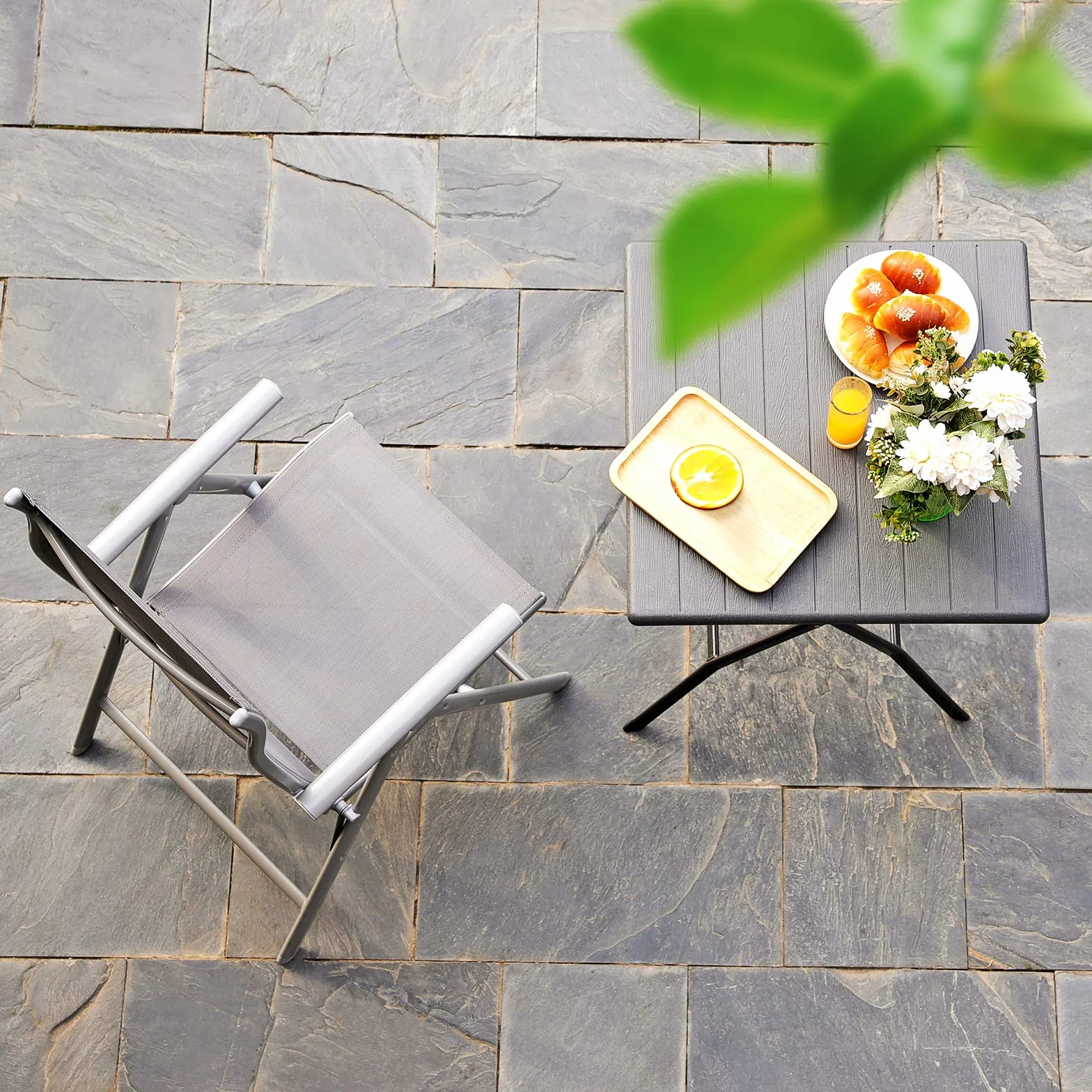 SONGMICS GCB02GY Krzesło Ogrodowe, Szary, Obciążenie do 120 kg