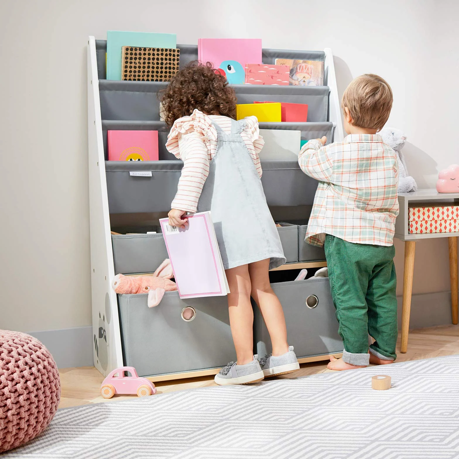 Kinderkraft Regał dziecięcy RACOON, Organizer na zabawki książki, Praktyczny i pojemny, Odpowiednia wysokośc dla dziecka, Solidna konstrukcja, Pojemniki w zestawie, Biały
