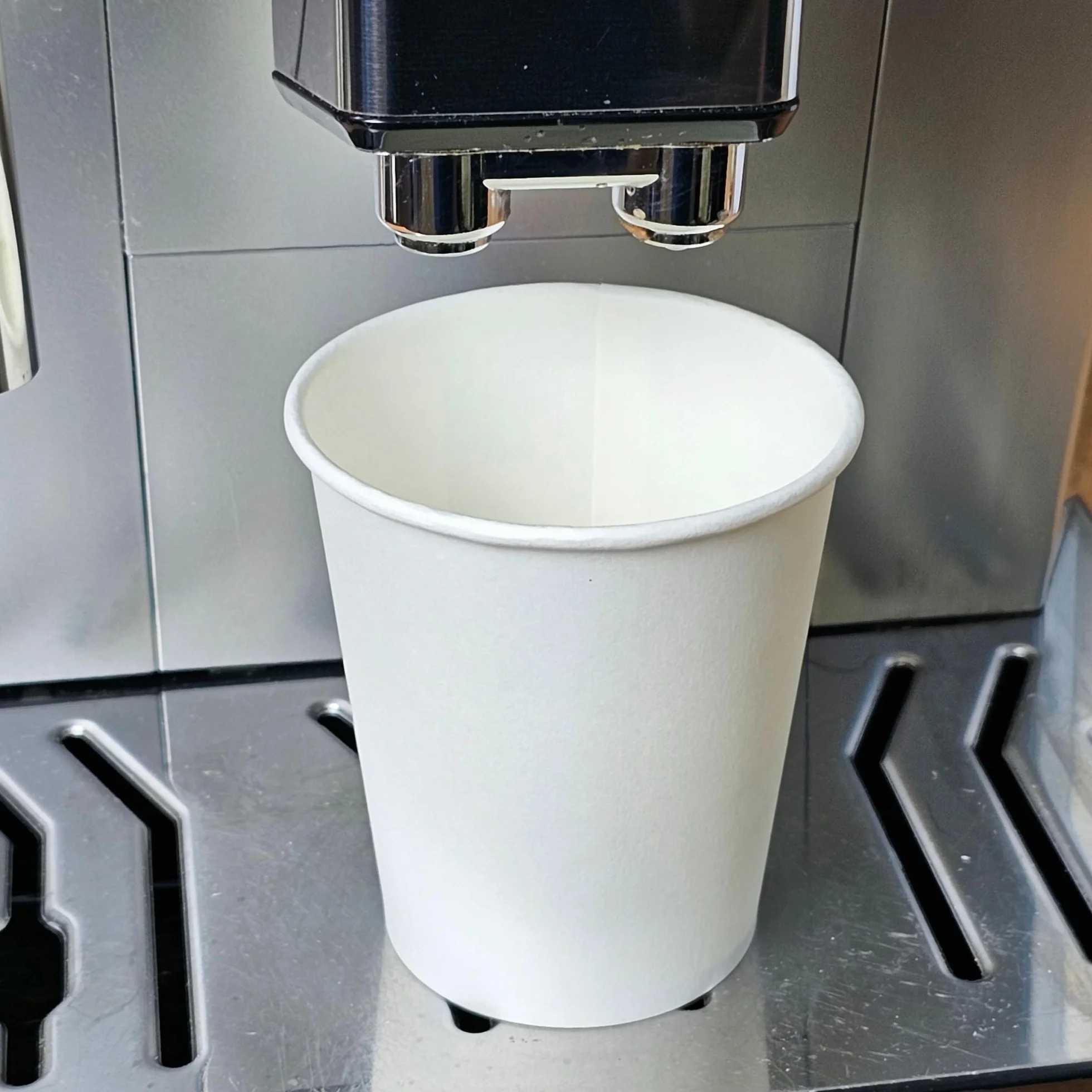 Pakomat Kubeczki 150ml 100 sztuk kubki papierowe jednorazowe do kawy herbaty gorących zimnych napojów logo SUP do dalszej odsprzedaży