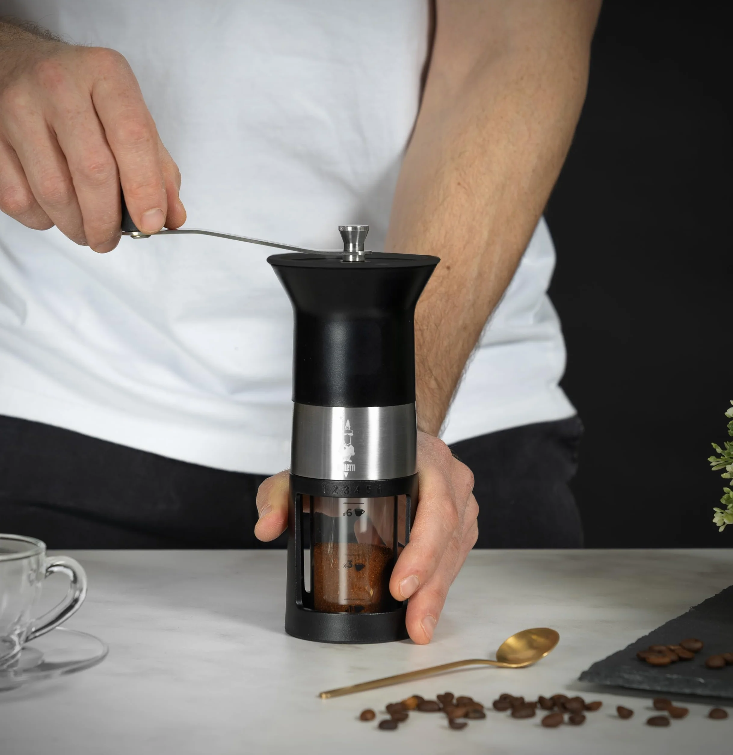 Bialetti Ręczny młynek do kawy, stal nierdzewna, czarny matowy