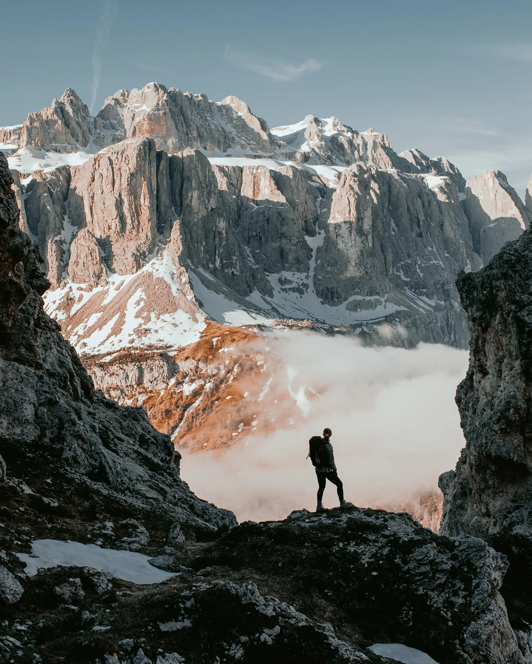 Escape Discovering the Dolomites. A Visual Journey and Adventures /anglais/allemand