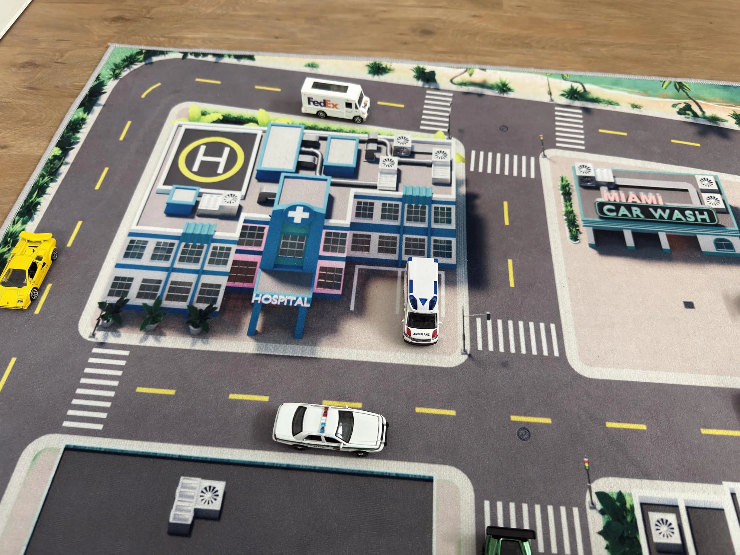 Dywan uliczny Miami – dywan samochodowy 200 x 140 cm, szerokie ulice i duże miejsca parkingowe, antypoślizgowa tylna strona, bez powtórzeń, bezzapachowy – dywan dziecięcy i dywan do zabawy