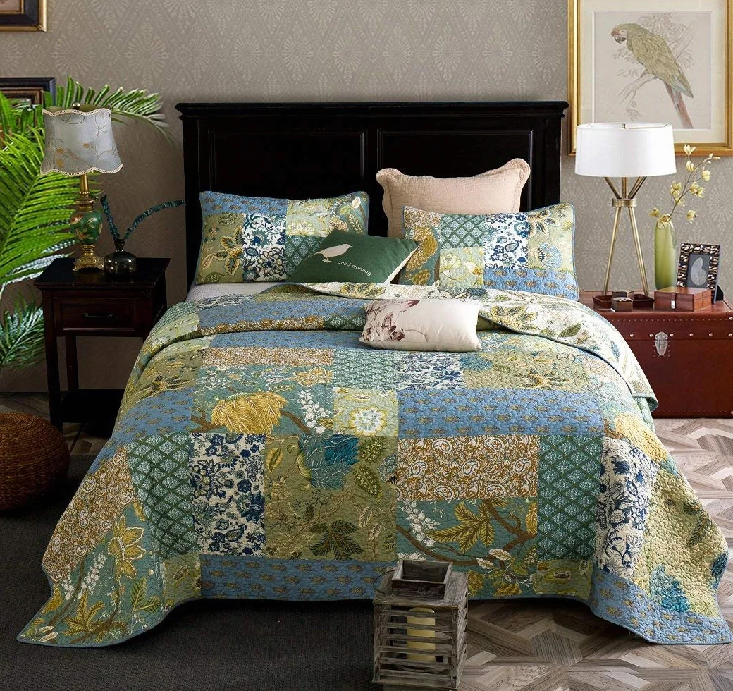 Qucover Pikowany koc patchworkowy Double 100% bawełna, retro, szykowny, wzorowany na paisley, kwiatowy, patchworkowy koc na łóżko 230x230 cm, kołdry z 2 poszewkami na poduszki