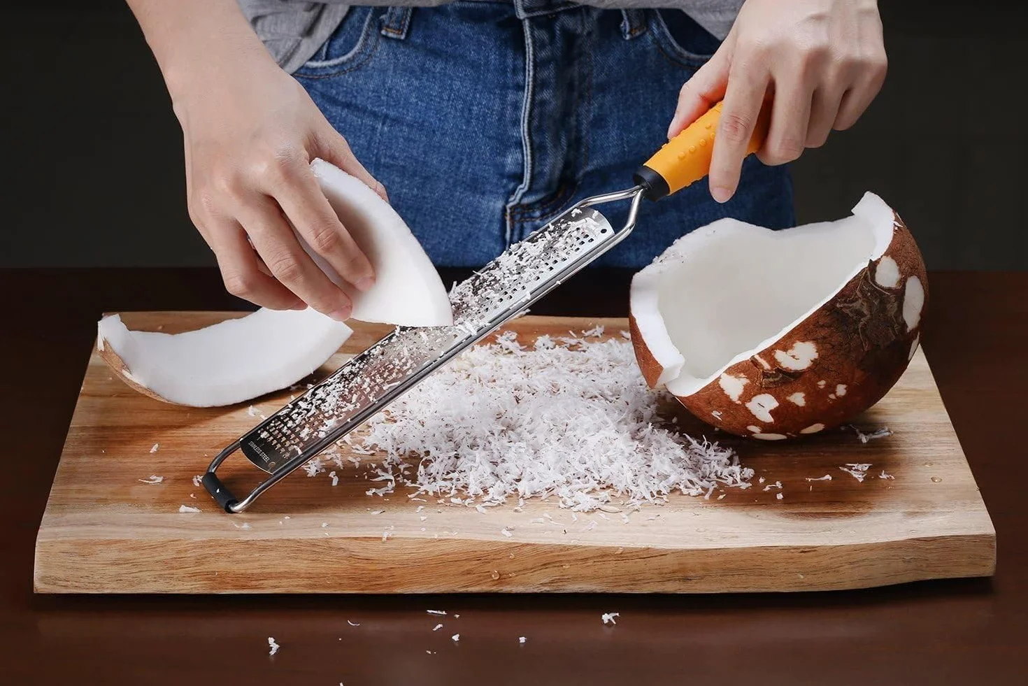 Deiss PRO Citrus Zester Tarka do sera ze stali nierdzewnej, przystosowana do mycia w zmywarce (Pomarańczowy)