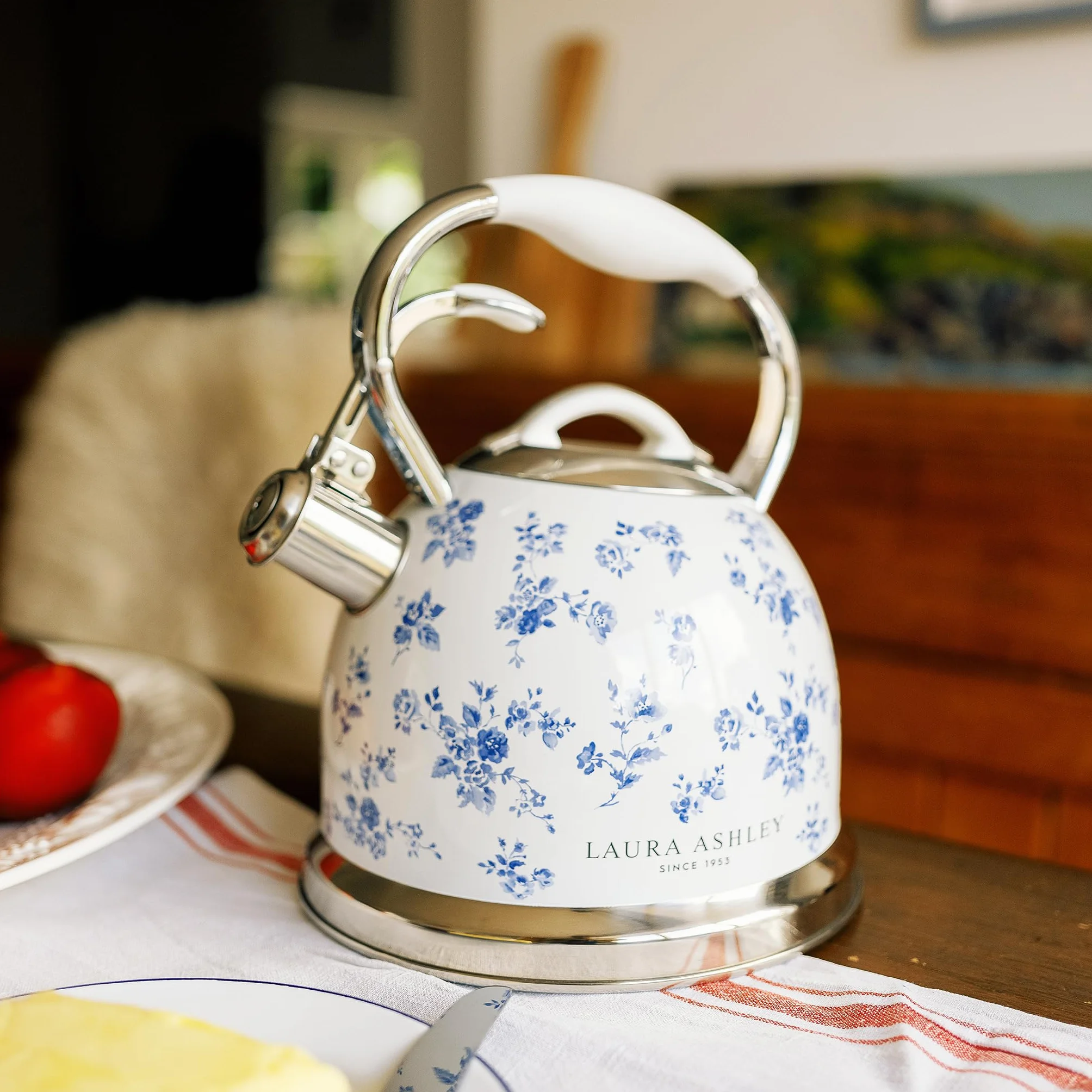 Laura Ashley China Rose Czajnik Indukcyjny 2,5 L Gwizdający Szybko Gotujący na Kuchenkę Gazową