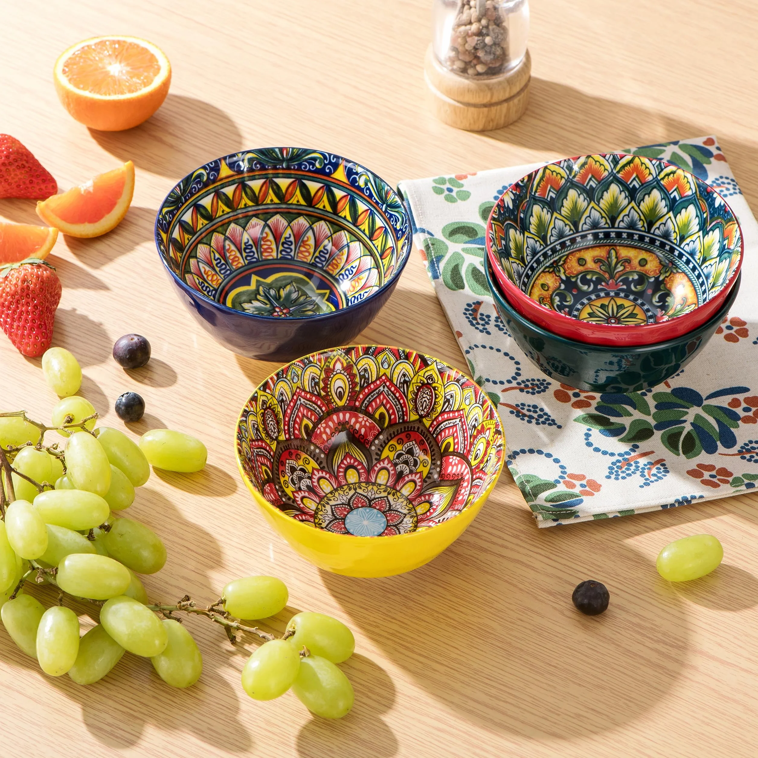 Henten Home Miski do zupy, zestaw 6 porcelanowych misek, 350 ml, do serwowania potraw na deser, zupę, płatki kukurydziane, lody, serwis stołowy w stylu boho, wielokolorowe