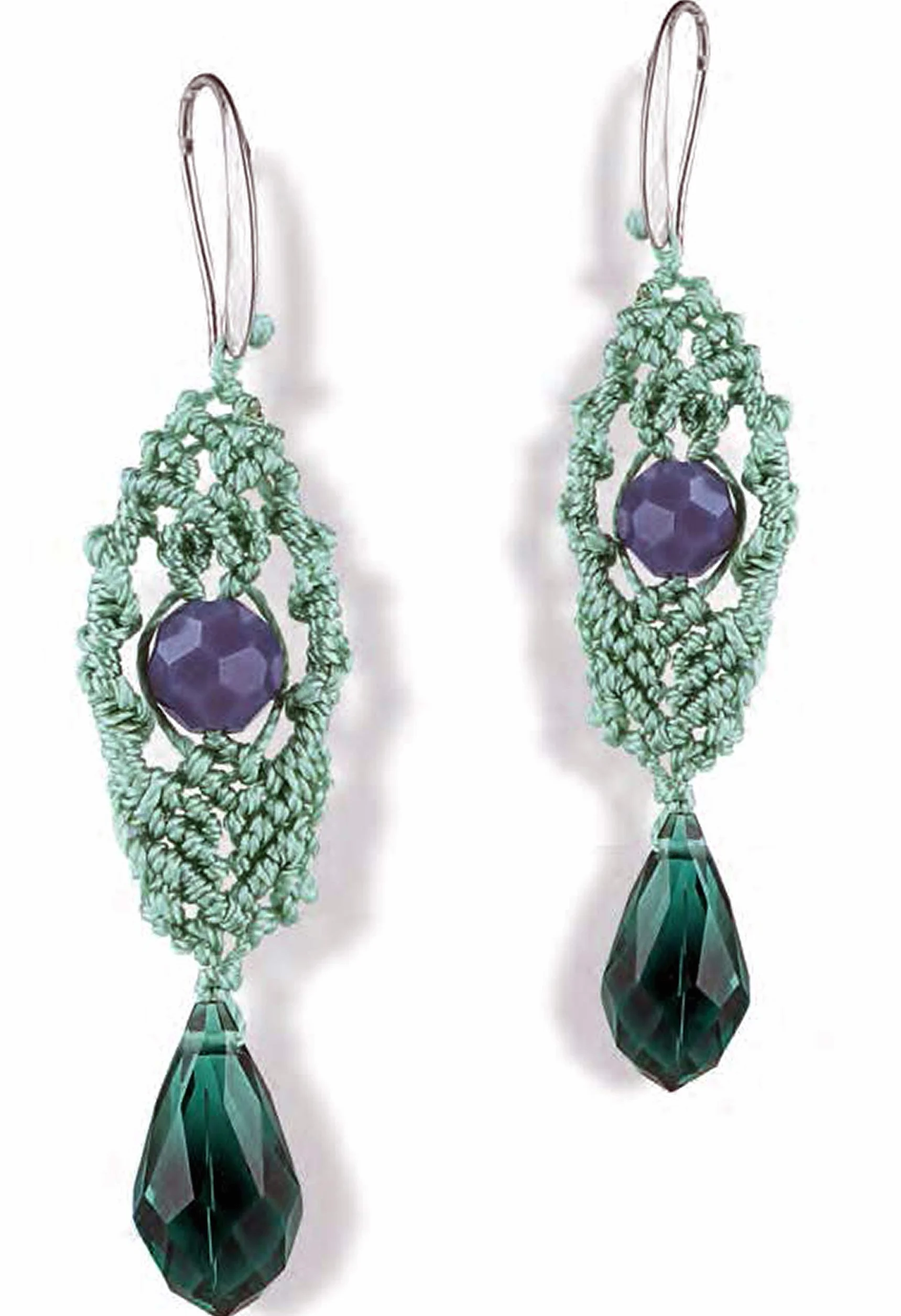 Macramé Jewelry: Step-By-Step Instructions for Stylish Designs