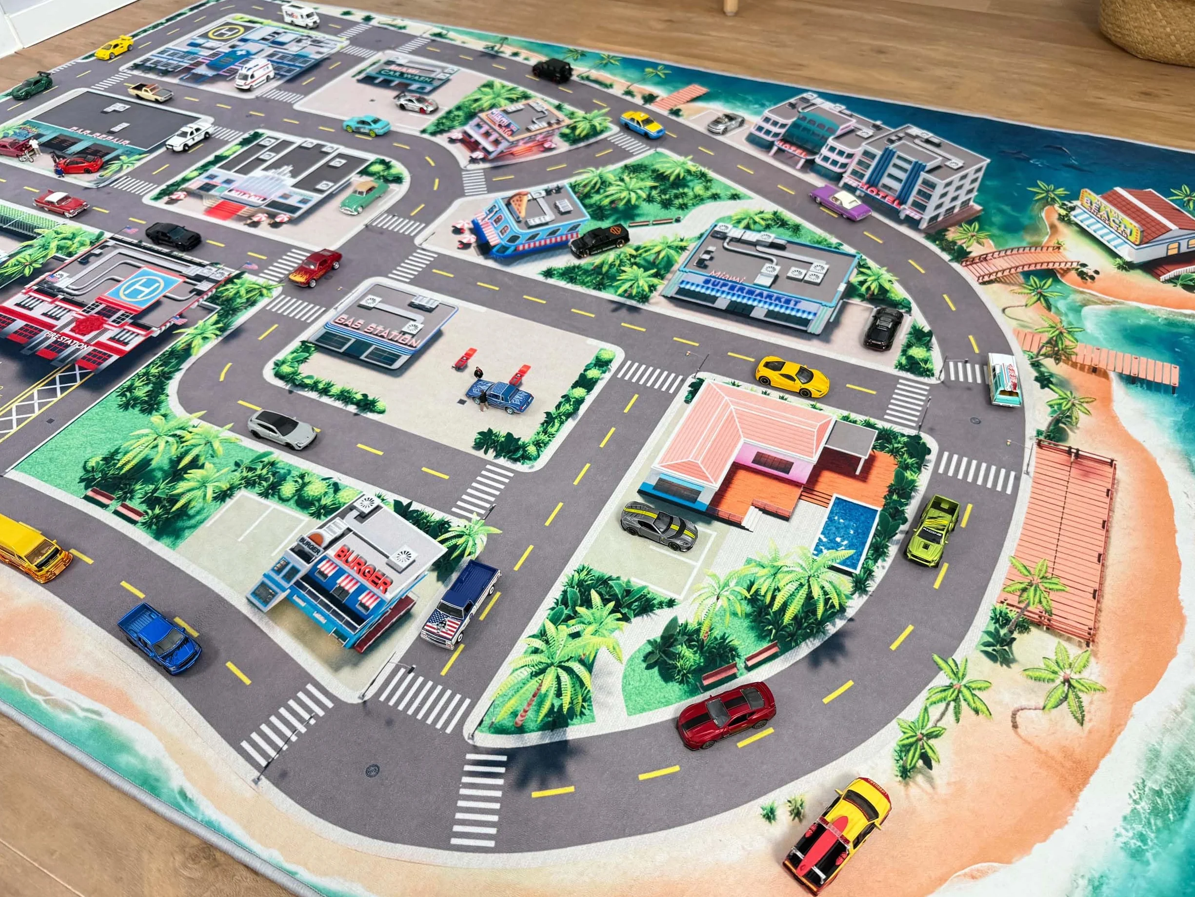 Dywan uliczny Miami – dywan samochodowy 200 x 140 cm, szerokie ulice i duże miejsca parkingowe, antypoślizgowa tylna strona, bez powtórzeń, bezzapachowy – dywan dziecięcy i dywan do zabawy