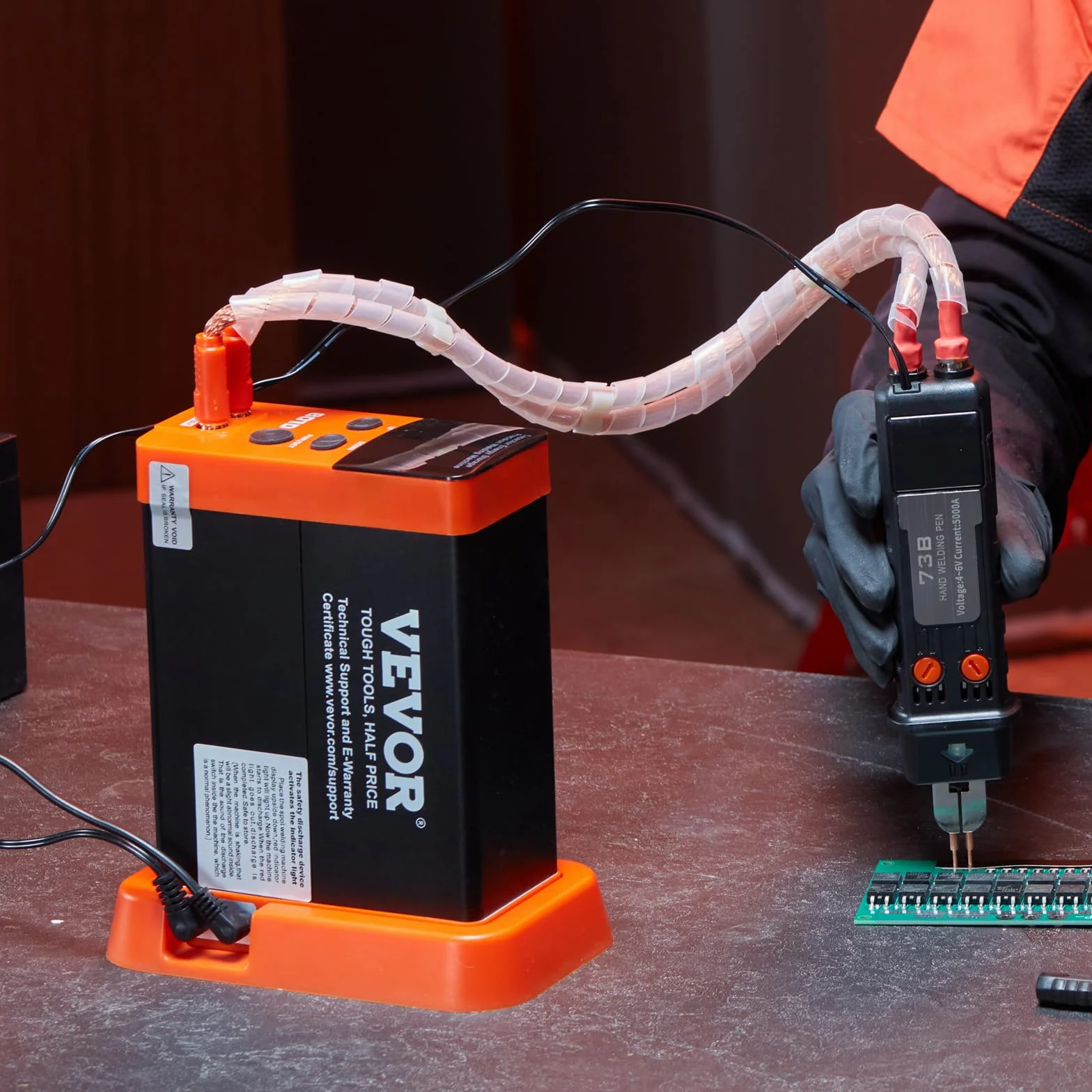 VEVOR Akumulatorowa spawarka punktowa, 14,5 kW, magazynowanie energii kondensatora, spawarka punktowa z trzpieniem spawalniczym 73B, wydajna spawarka punktowa 801D i 2 tryby spawania dla czystego
