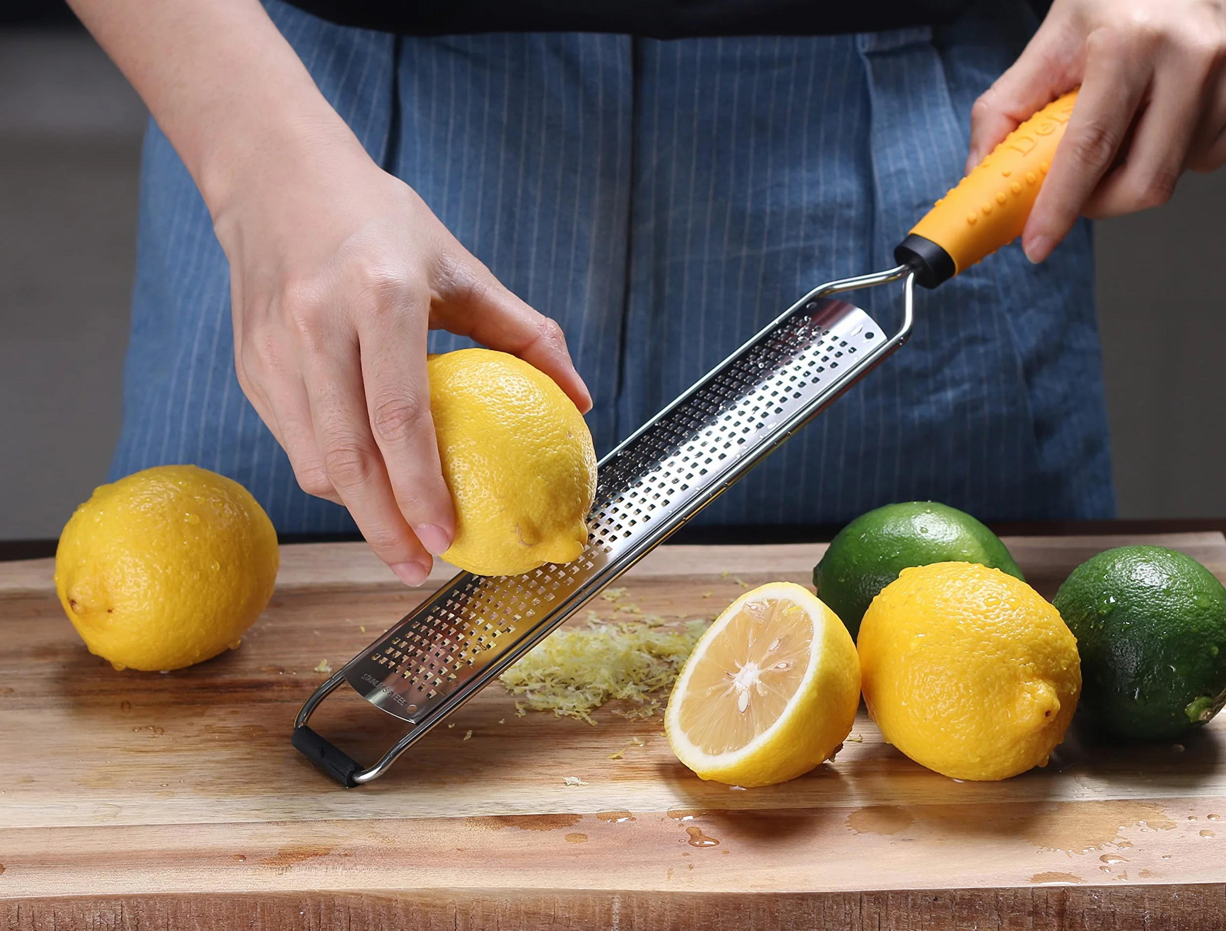Deiss PRO Citrus Zester Tarka do sera ze stali nierdzewnej, przystosowana do mycia w zmywarce (Pomarańczowy)