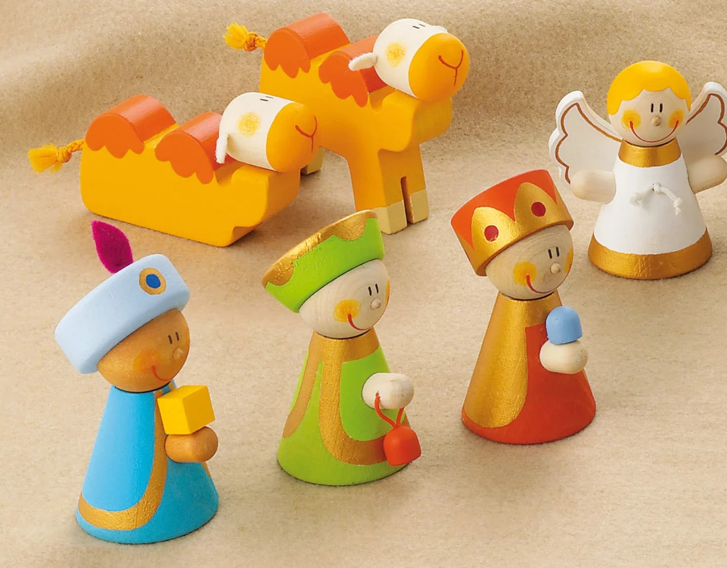 Sevi : Large Wooden Nativity Scene