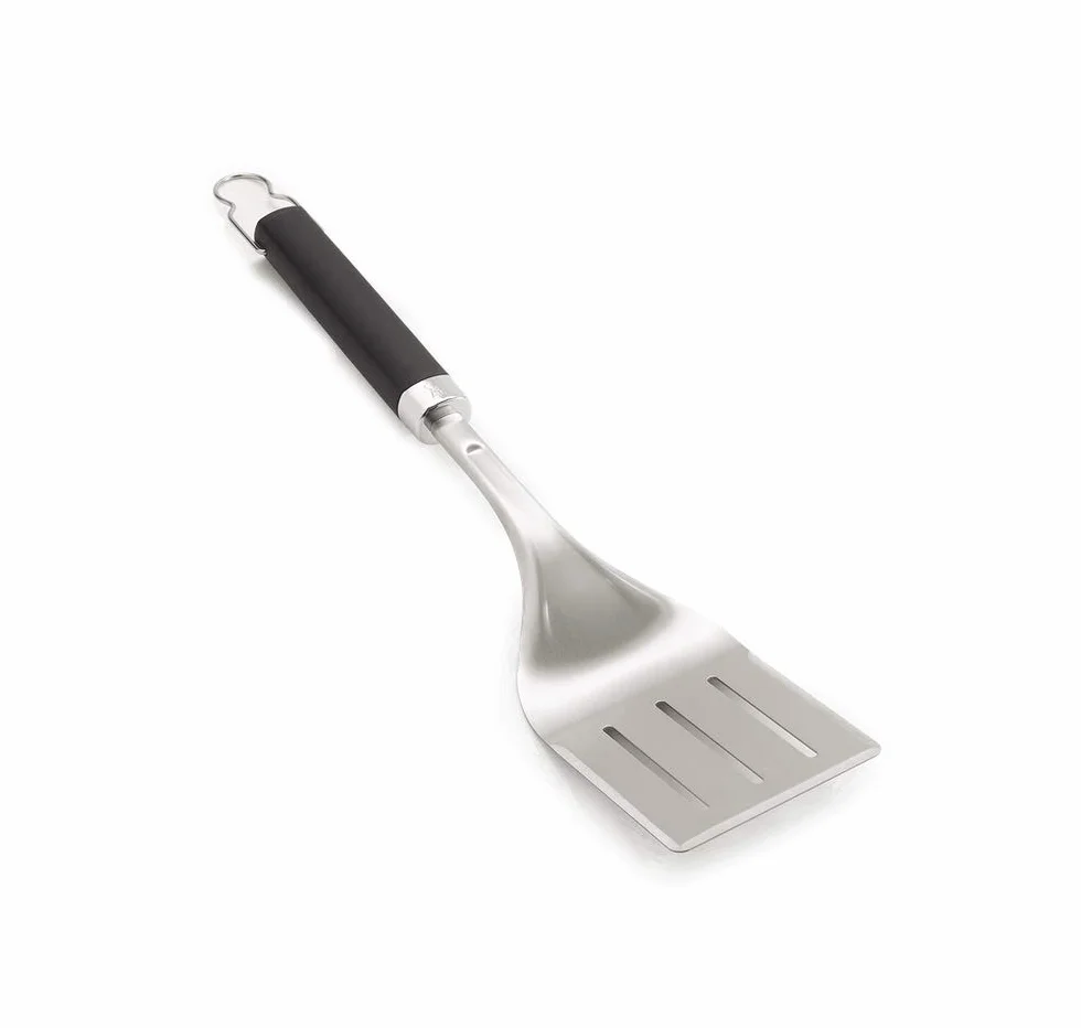 Weber Premium Łopatka (46cm), wykonana ze Stali Nierdzewnej, z Antypoślizgową Wygodną Rączką, Zagiętą Rączką, Nadaje się do Mycia w Zmywarce - Czarny / Srebrny (6761)
