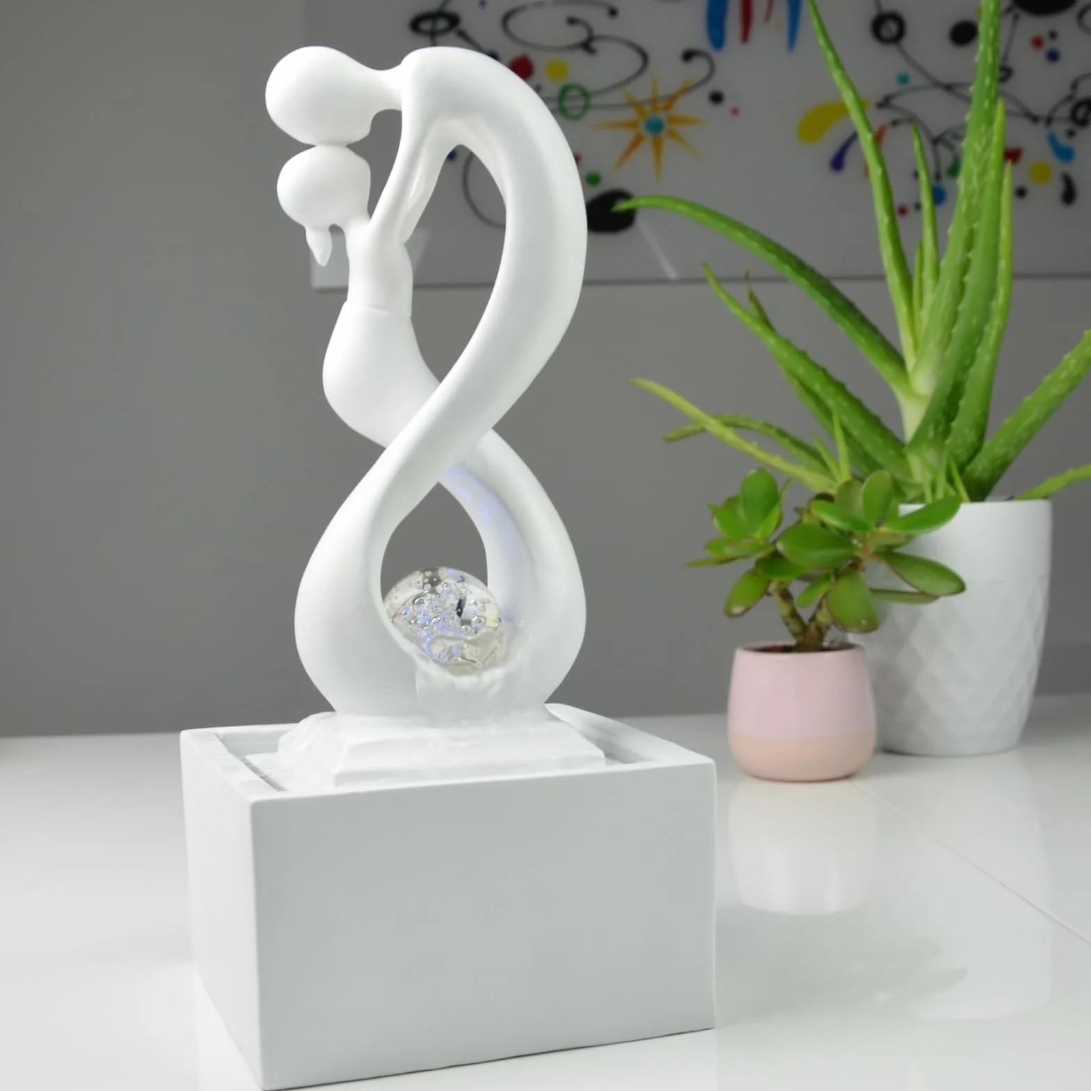 Zen'Light - Nowoczesna fontanna wewnętrzna Amor White z kolorowym światłem LED - Wystrój w stylu sztuki współczesnej, idealna medytacja i relaks - Oryginalny design Obrotowa kula zamknięta -