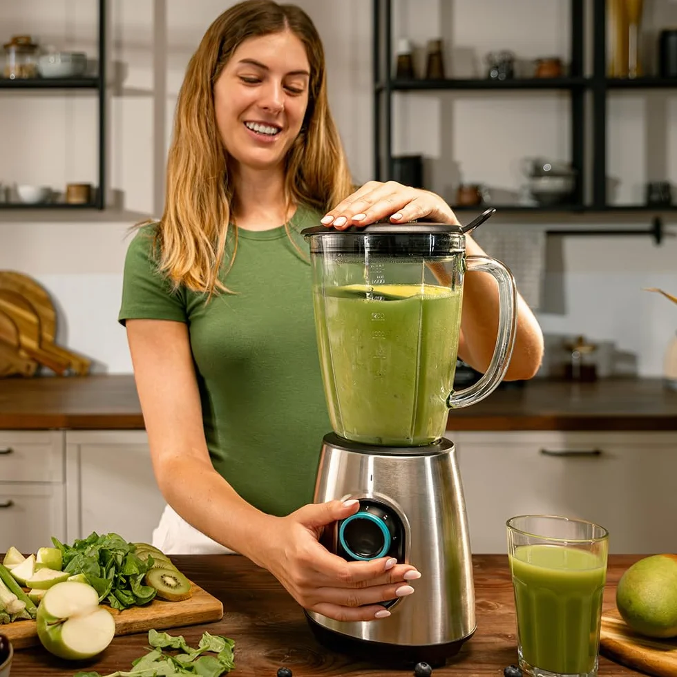 Cecotec Blender do kubków Power Black Titanium 2000MAX Inox Pro. 1800W, 27800 obr./min, 8 ostrzy tytanu, czarny dzbanek ze szkła 1,8 l, 2 prędkości, puls, siekacz lodu, zmywarka, filtr płynny, stal