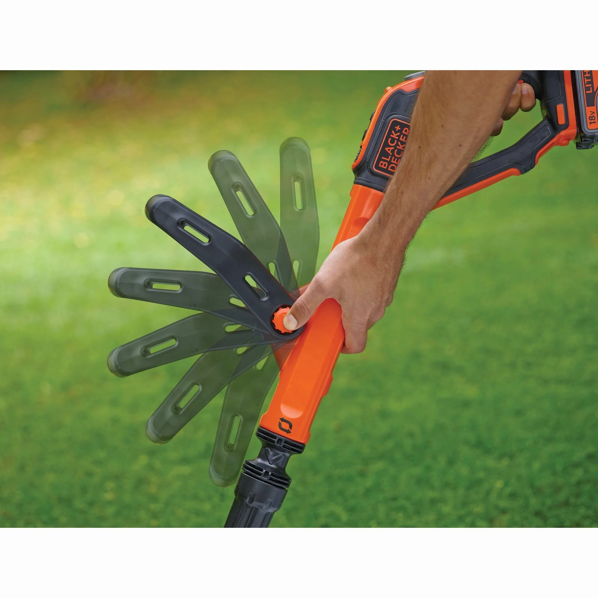 BLACK+DECKER, Powercommand, Power Select, STC1840EPC Podkaszarka akumulatorowa o szerokości cięcia 30 cm, 18V, 4.0 Ah, akumulator litowo-jonowy