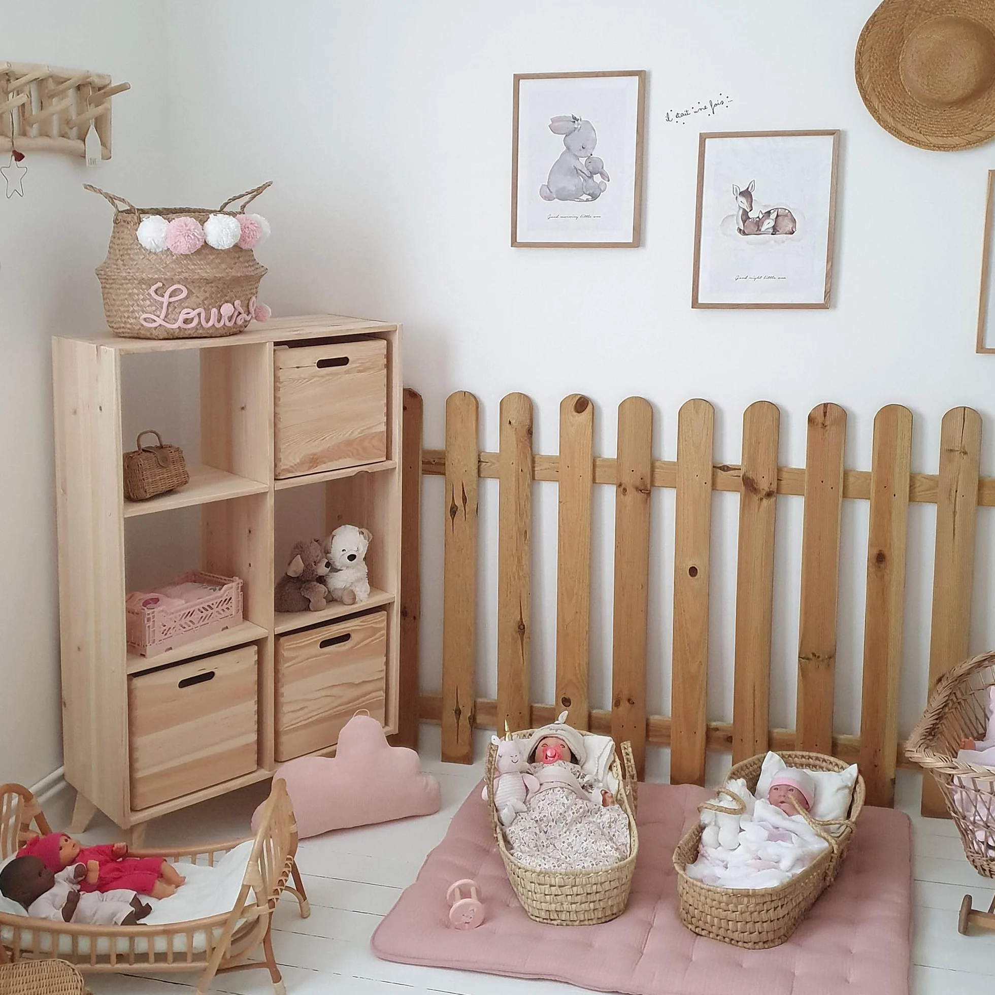 Astigarraga Kit Line Regał modułowy 6 kostek Dinamic, lite drewno sosnowe - 105,4x70,8x33 cm