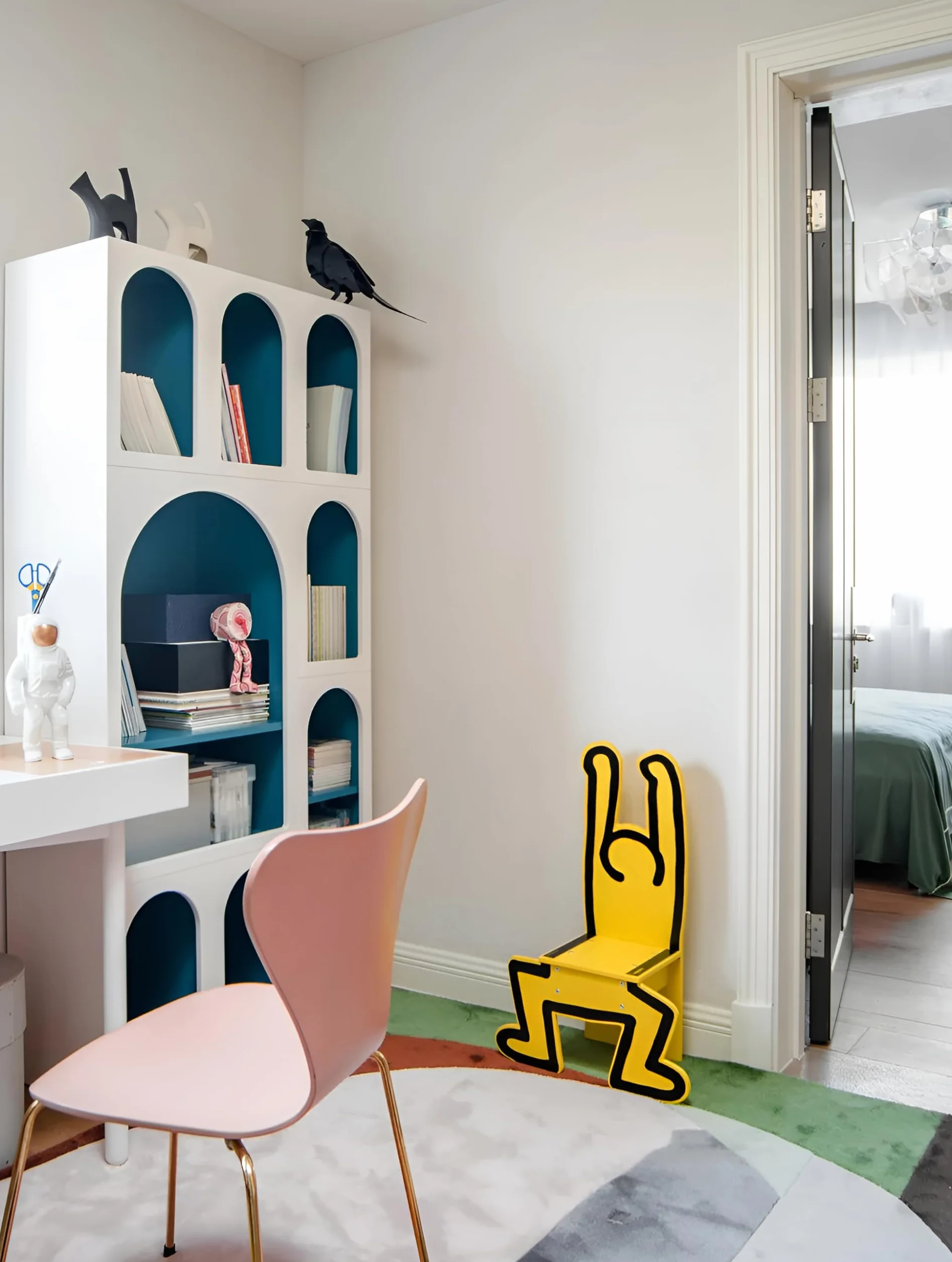 Vilac 9294 Keith Haring krzesło, żółte