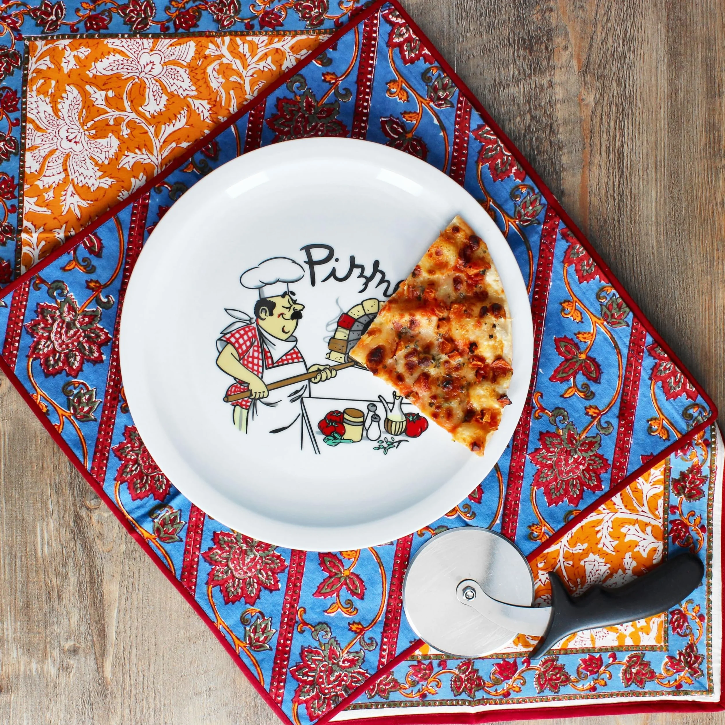 MamboCat Zestaw 6 talerzy do pizzy Mario XXL I Ø 33,5 cm I dla 6 osób I białe duże talerze do pizzy z porcelany z motywem piekarza I do pizzy lub do przyrządzania I duże talerze obiadowe, półmisek do