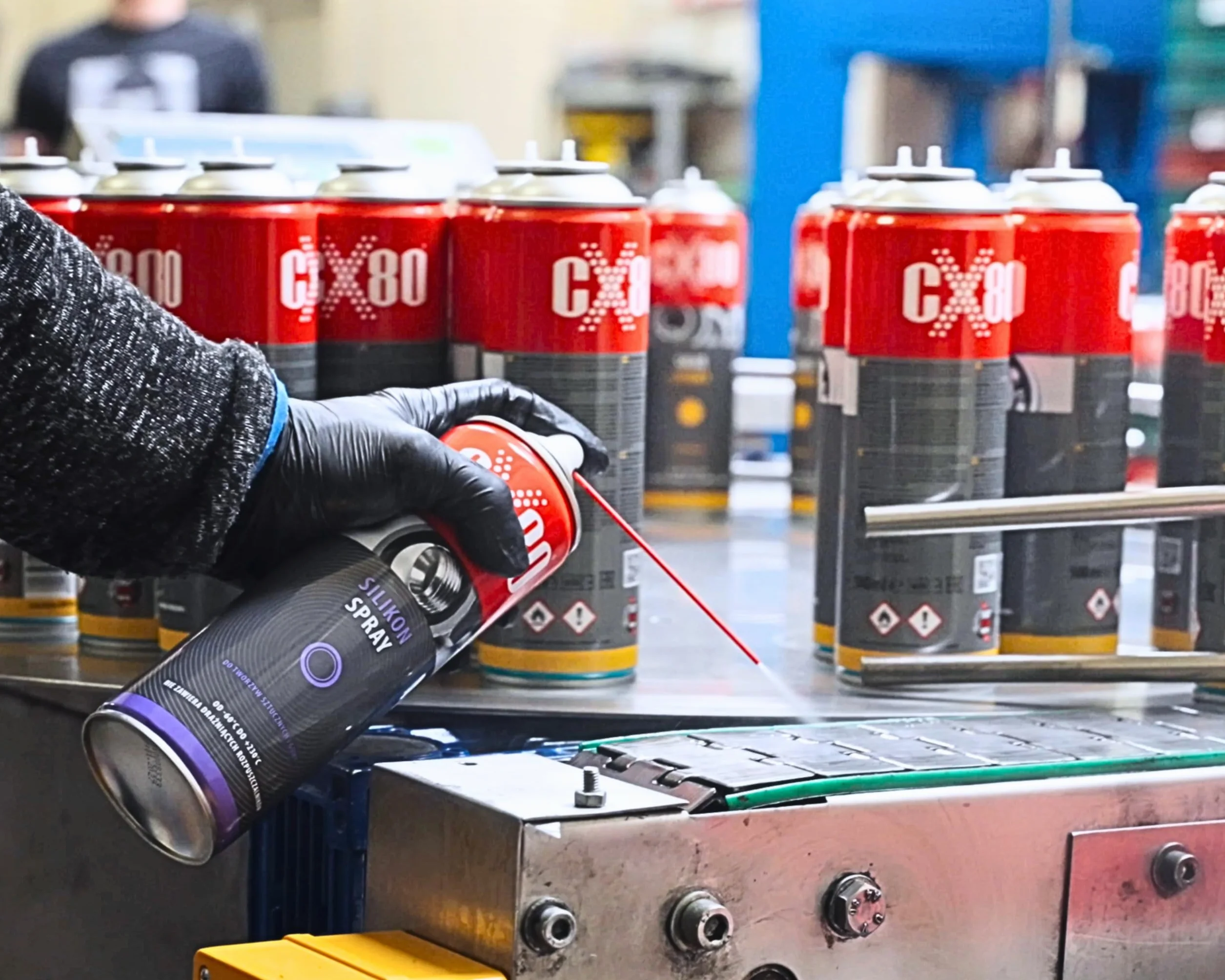 CX80 | Spray silikonowy – bezbarwny smar do tworzyw sztucznych, gumy i metalu, z certyfikatem NSF, antyadhezyjny, odporny na zabrudzenia, odporny na temperaturę do +230°C | DuoSpray, 500 ml