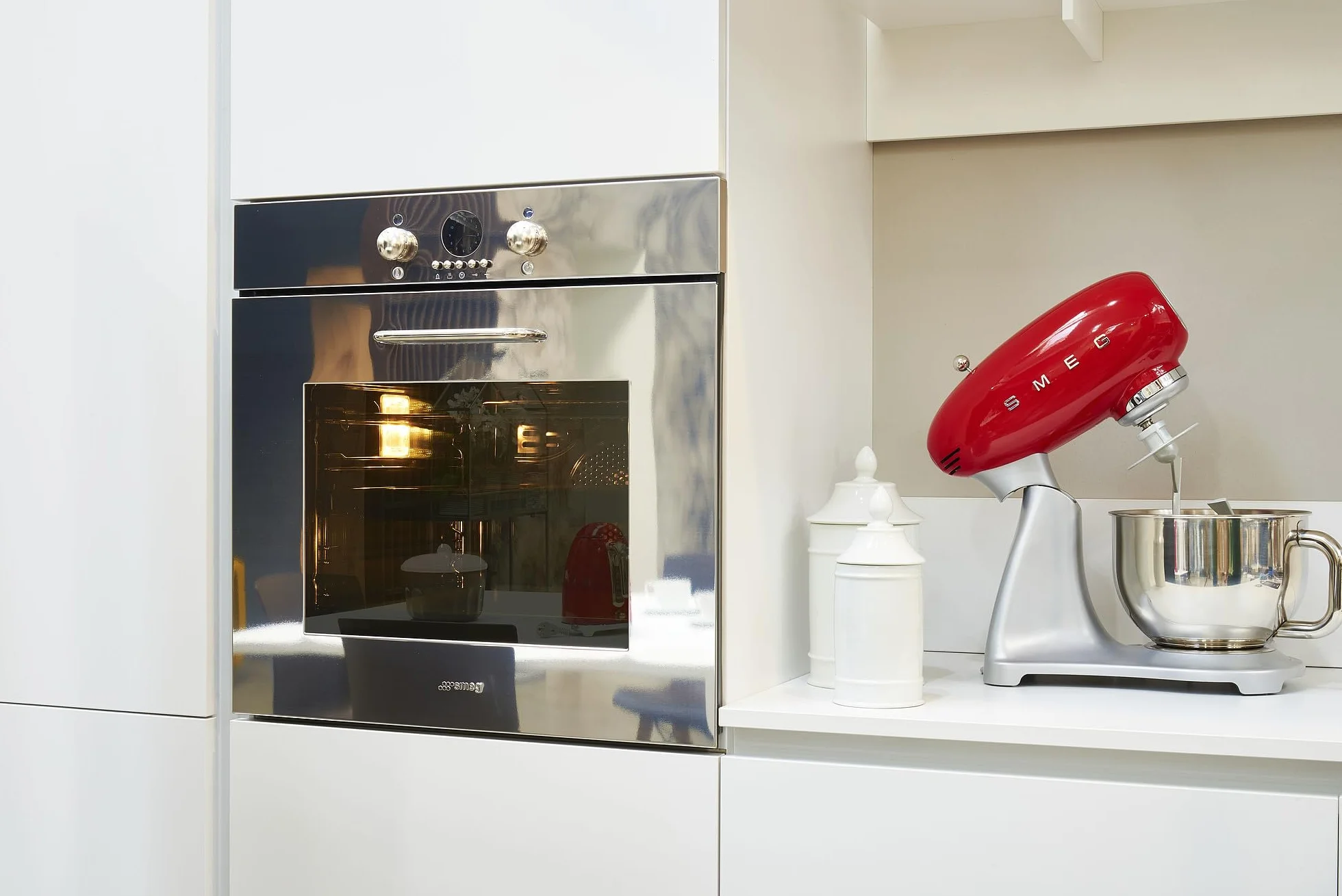 Smeg SMF02RDEU mixeur Robot mixer 800 W Rouge, Argent
