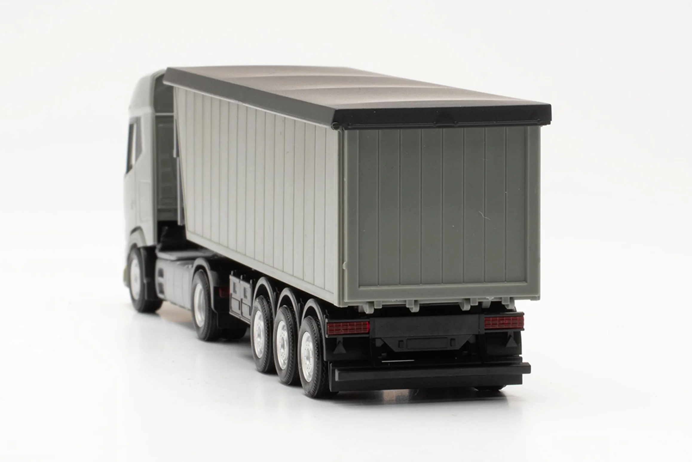 herpa Model ciężarówki DAF XG podsiodłowy, miniaturowy w skali 1:87, artykuł kolekcjonerski, wyprodukowano w Niemczech, tworzywo sztuczne