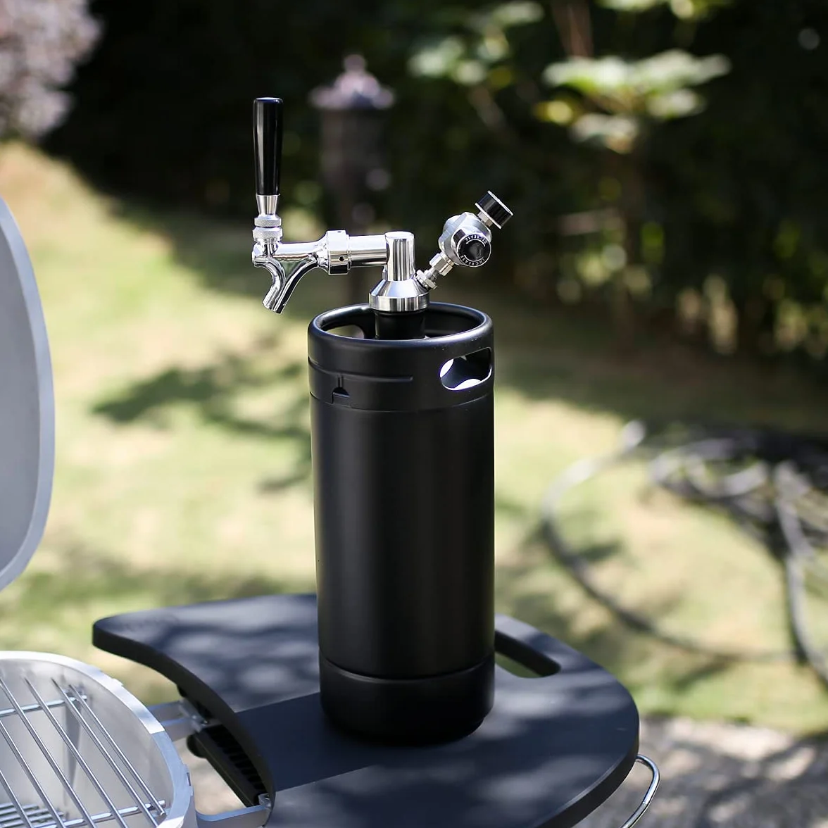 TMCRAFT 4-litrowy mini Keg Growler system beczek domowych ze stali nierdzewnej utrzymujący świeżość i karbonatyzację piwa matowa czerń