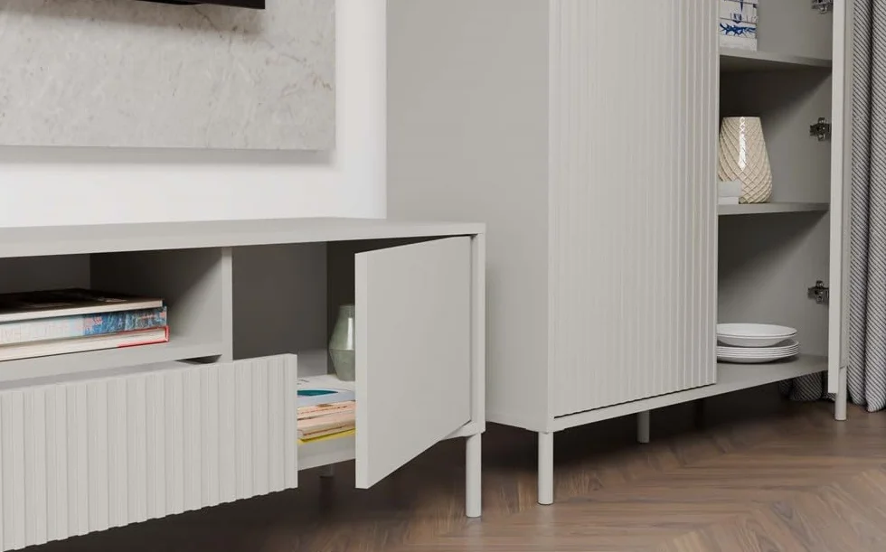ADGO – Szafka RTV – Kaszmir – 164 x 47 x 40 cm (szer. x wys. x głęb.) – Szafka pod Telewizor z Szufladą, Drzwiczkami i Półką do Salonu – Ryflowany Front – Model KAMARO 160