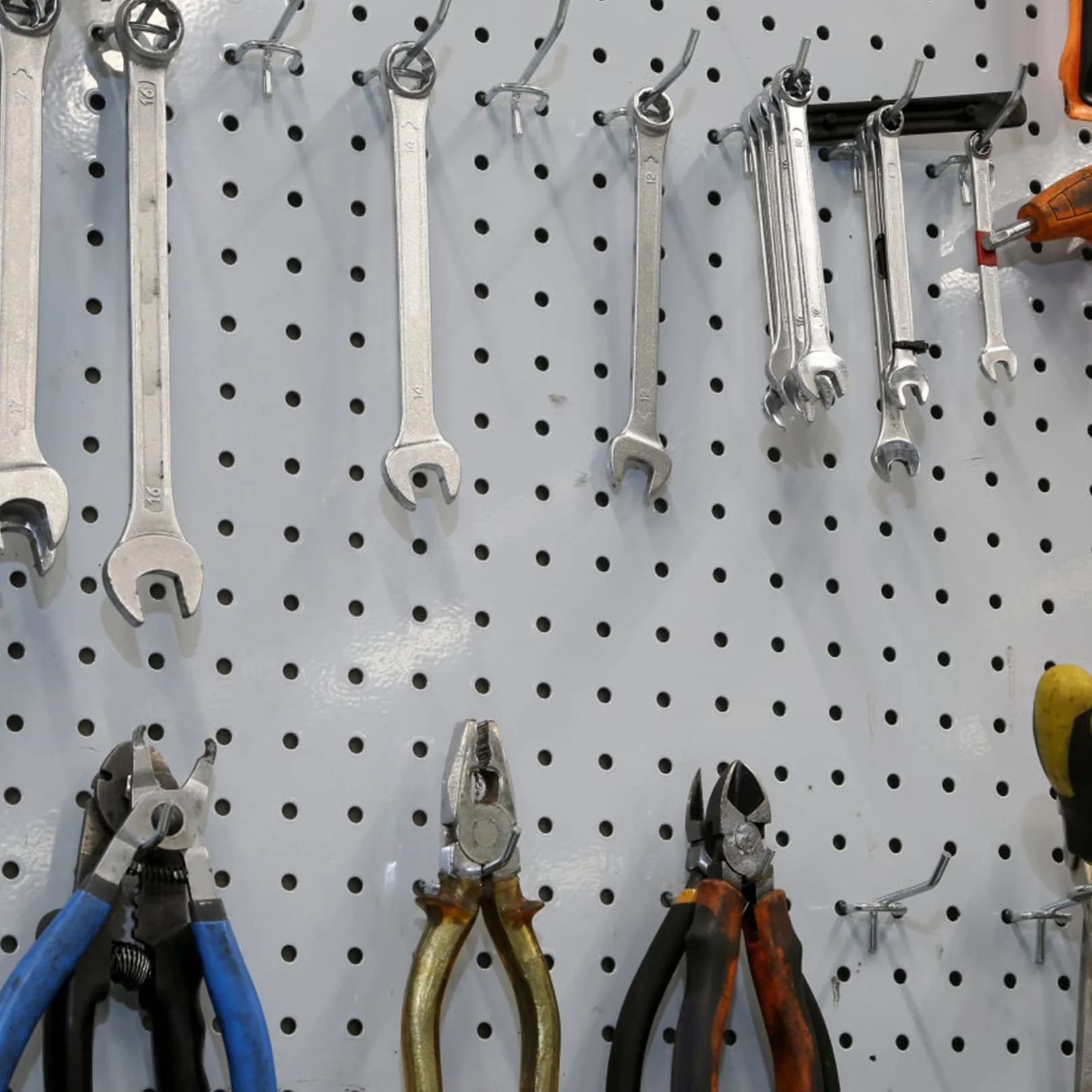 30 sztuk haczyków na ścianę perforowaną, blacha perforowana, ścianka narzędziowa, pegboard do uchwytu na narzędzia, ściany, garażu, regału, warsztatu – 10 cm/5 cm