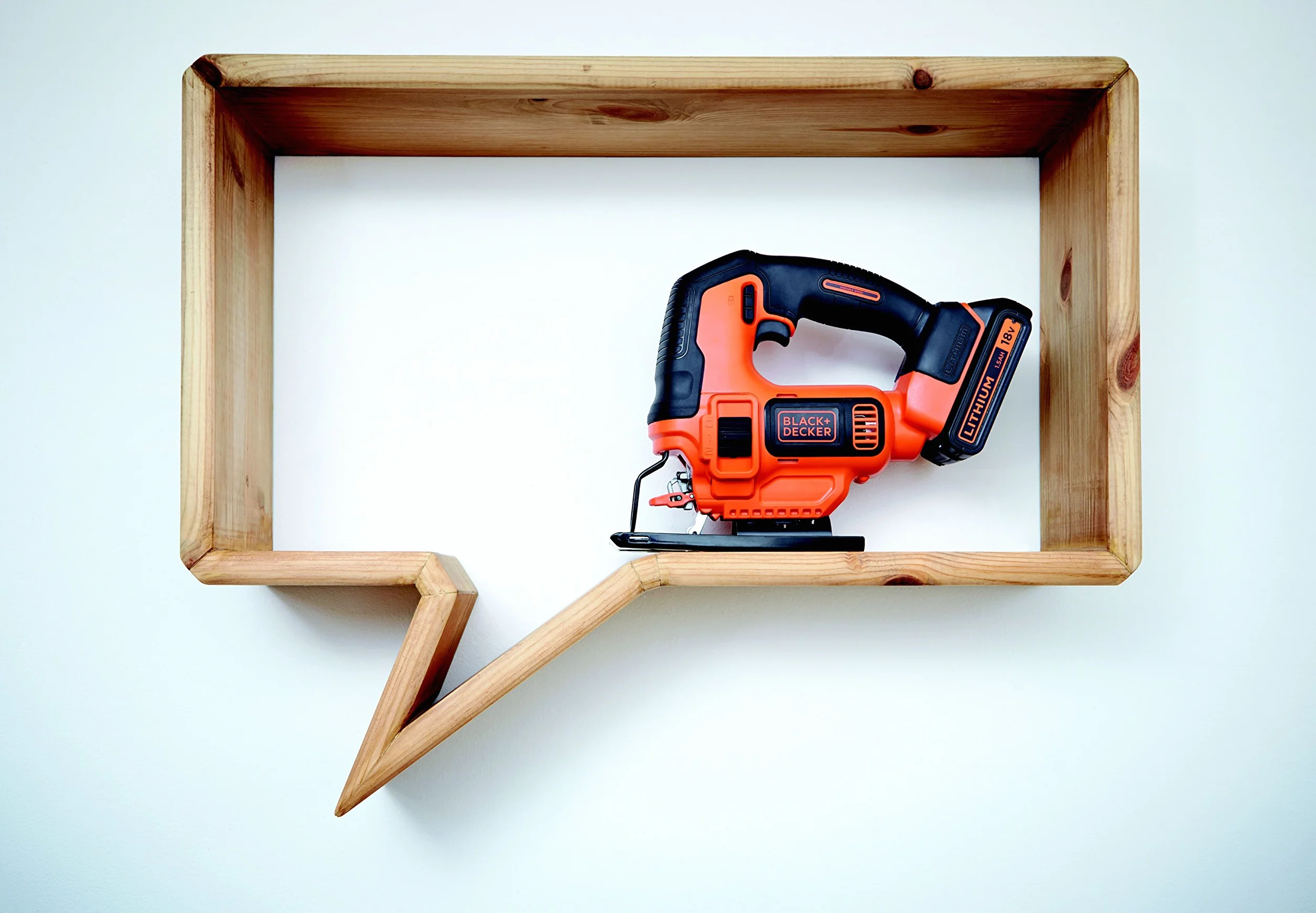 Black+Decker Wyrzynarka Akumulatorowa, Czarny/Pomarańczowy, ‎29,5 x 29 x 25,3 cm