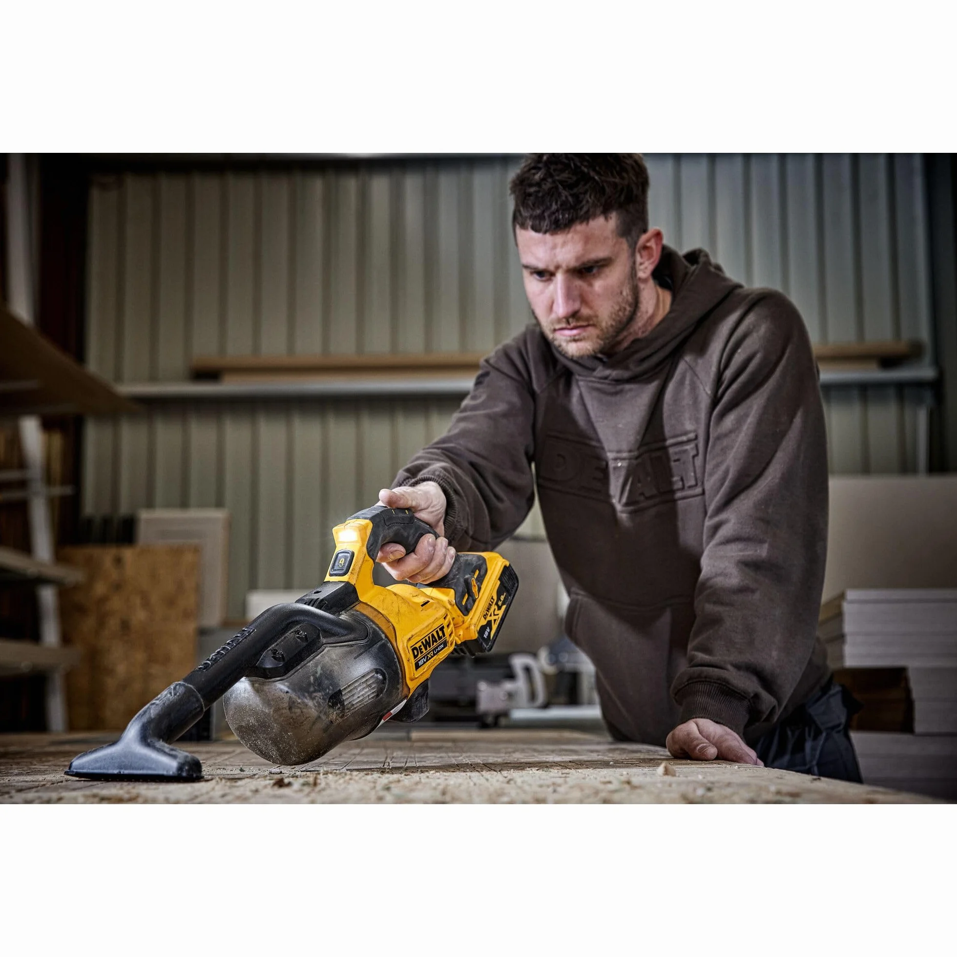 Dewalt DCV501LN odkurzacz akumulatorowy 18 V (odkurzacz klasy L, z filtrem HEPA, z przełącznikiem do pracy ciągłej, jasna biała dioda LED, w zestawie hak na pasek, torba do przenoszenia i akcesoria,