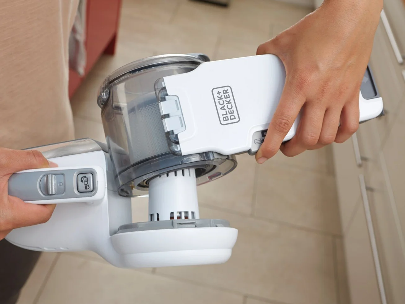 Black & Decker Odkurzacz Ręczny Akumulatorowy Pivot 18V Cyclonic PV1820L