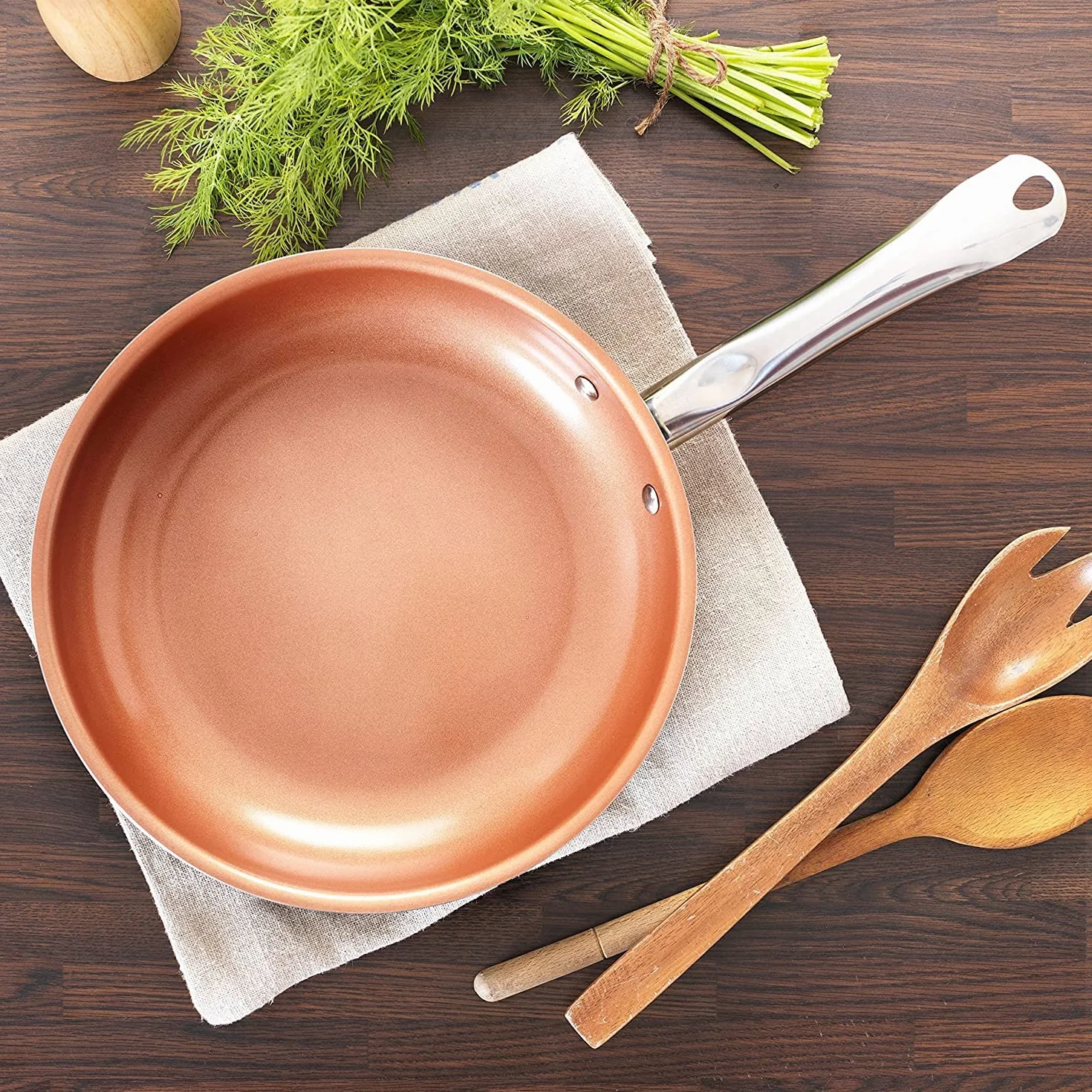Patelnia nieprzywierająca ceramiczna 26 cm indukcyjna miedziana do zdrowego gotowania