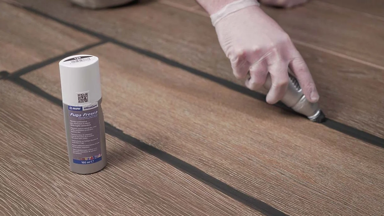 Mapei Ultracare FUGA FRESCA 160g - kolor 171 Turkus - farba polimerowa do odnowienia koloru spoin cementowych