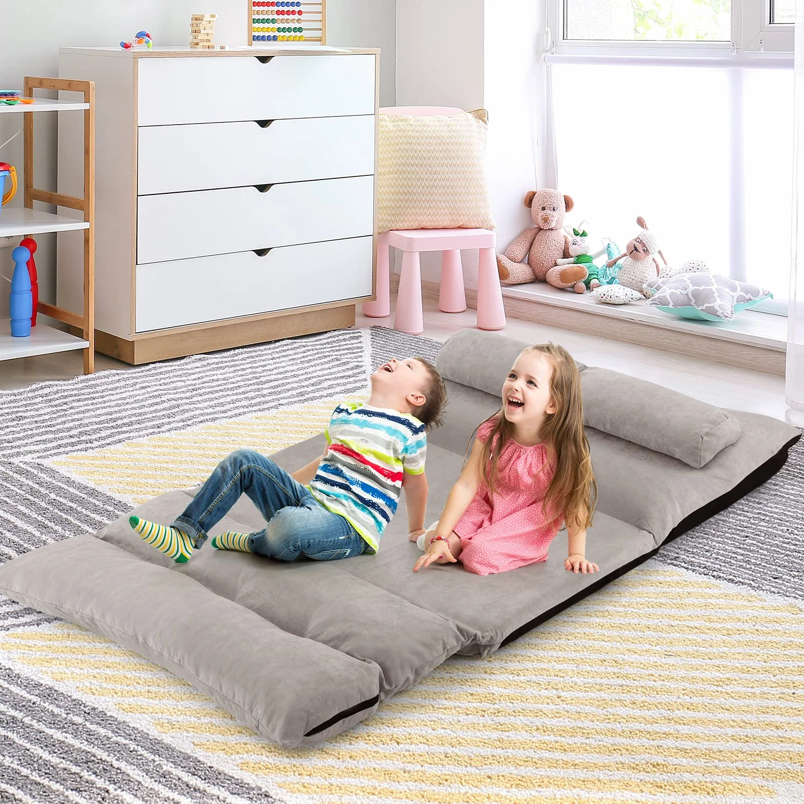 COSTWAY Składana sofa podłogowa 3 w 1 z funkcją spania i regulowanym oparciem, sofa z 2 poduszkami lędźwiowymi, składana sofa, fotel do spania do salonu i sypialni, kolor szary, TG32341SDDE