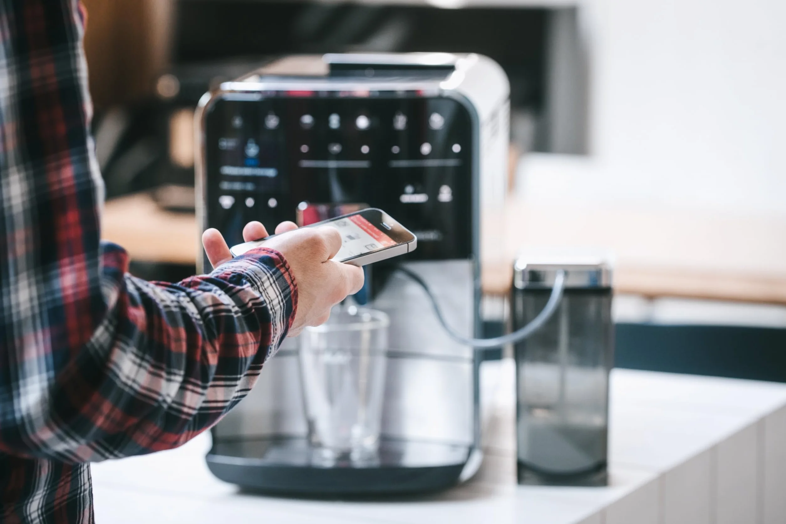 Melitta Caffeo Barista TS Smart F850-101 ekspres do kawy ze zbiornikiem na mleko, One Touch, Pro Aqua, srebrny