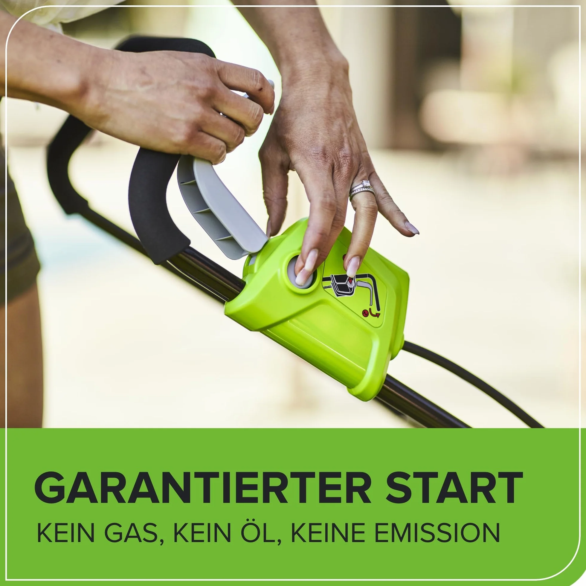 Greenworks G40LM35K2X Kosiarka Akumulatorowa do Trawników do 400m², Szerokość Koszenia 35cm, Torba 40L PLUS Dwie Baterie 40V 2Ah i Jedna Ładowarka