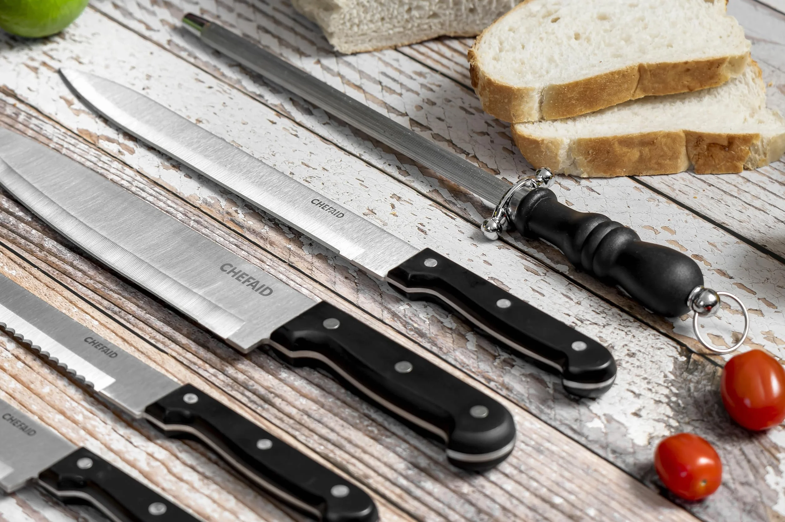 Chef Aid nóż do obierania czarny