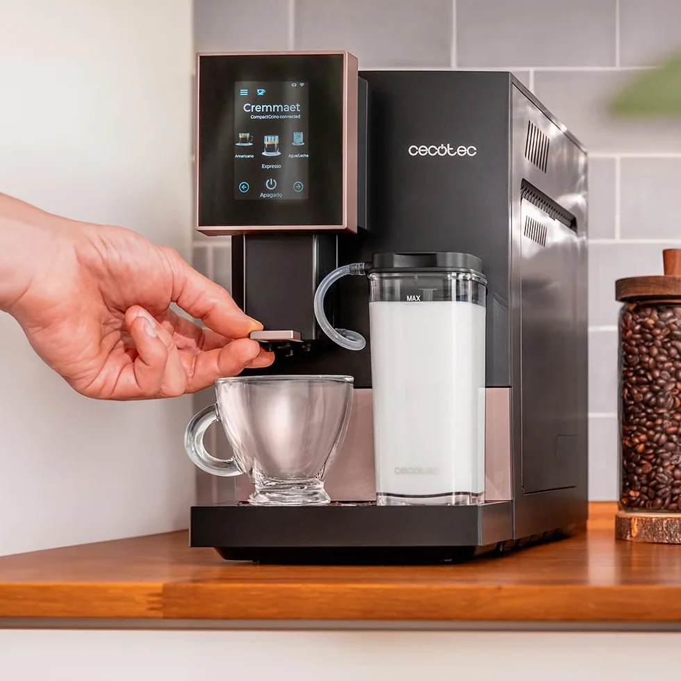 Cecotec Ręczny ekspres do kawy i cappuccino Cremmaet Compactccino Connected Black Rose. 30 odmian, zbiornik na mleko 400 ml, zbiornik na wodę 1,1 l, ekran TFT, 19 barów, termoblok