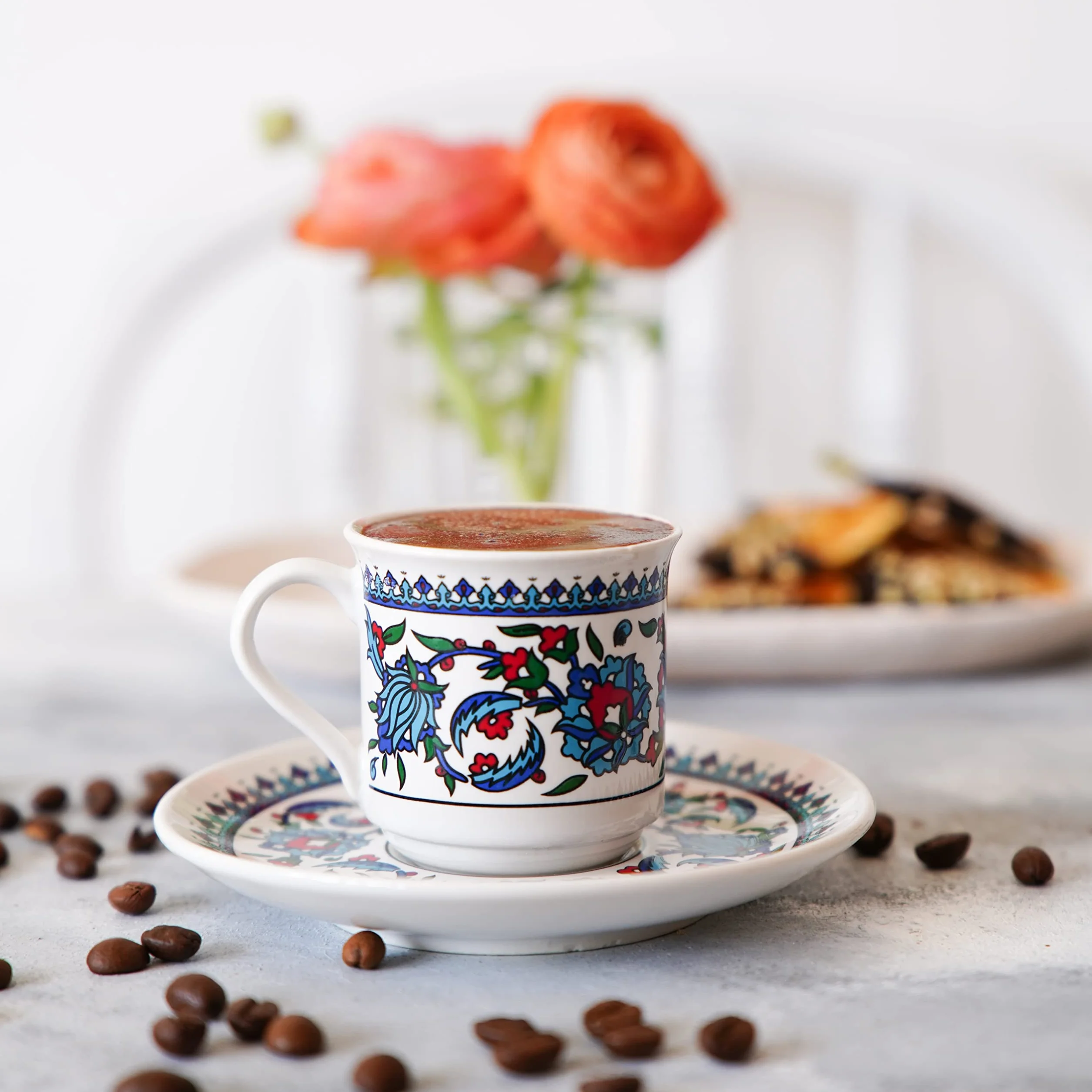 Zestaw 6 ceramicznych filiżanek do kawy ze spodkami, do espresso, mycie w zmywarce